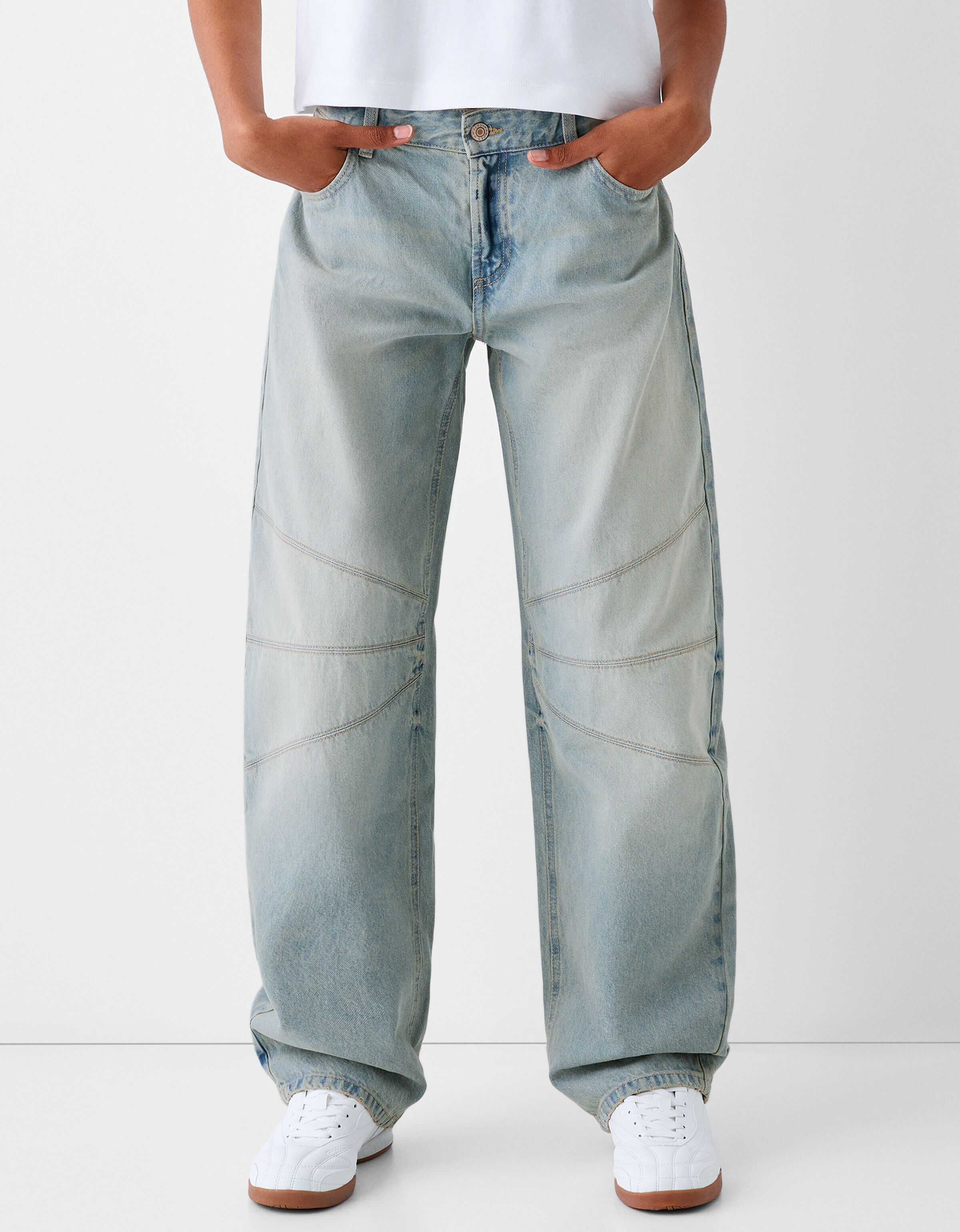 Jeans balloon fit best sale bershka