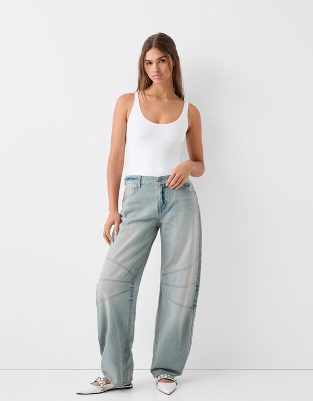 Jeans mom fit hot sale bershka