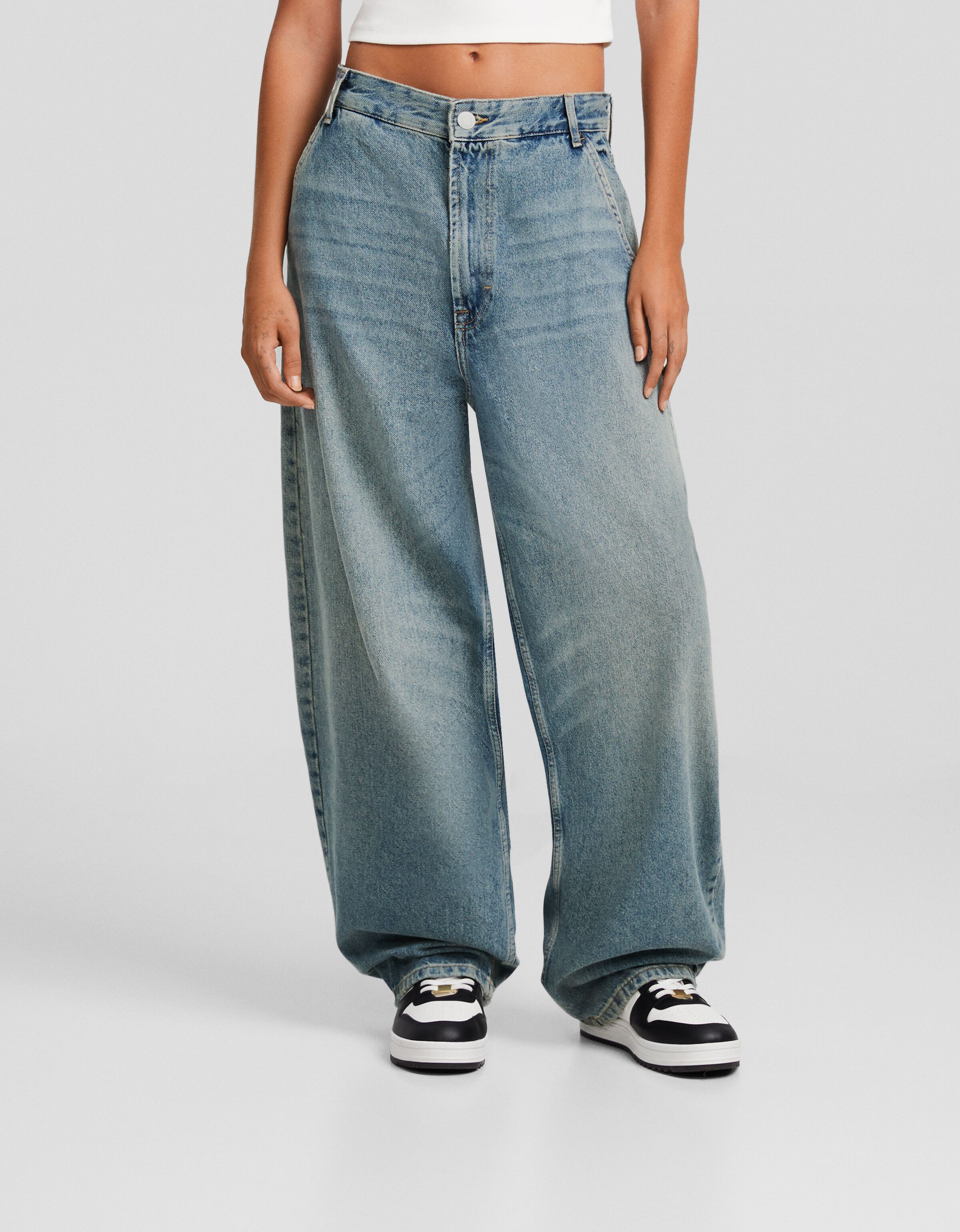 Faded effect skater fit jeans bershkastyle BSK Teen Bershka
