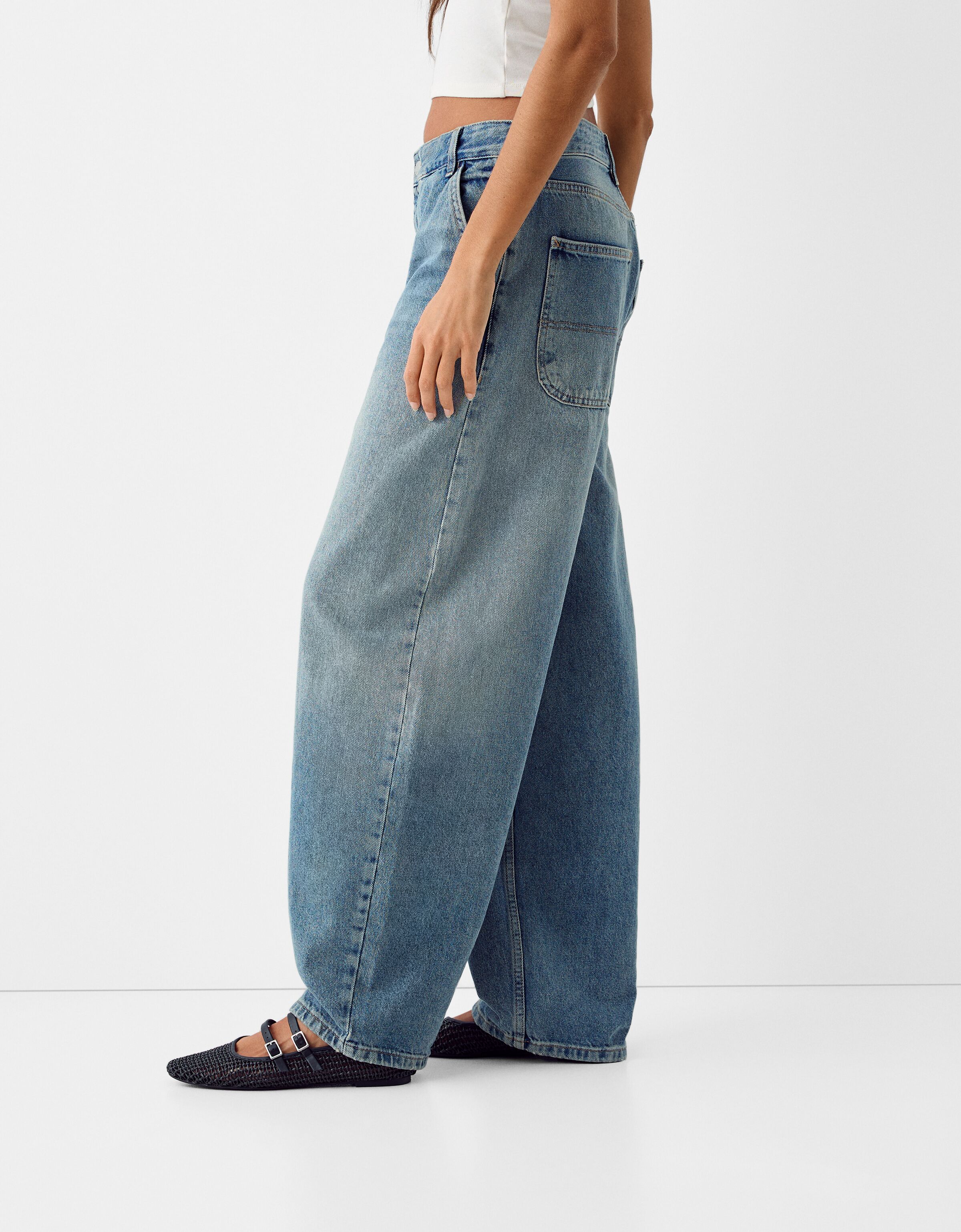Faded-effect skater fit jeans - New - Women | Bershka