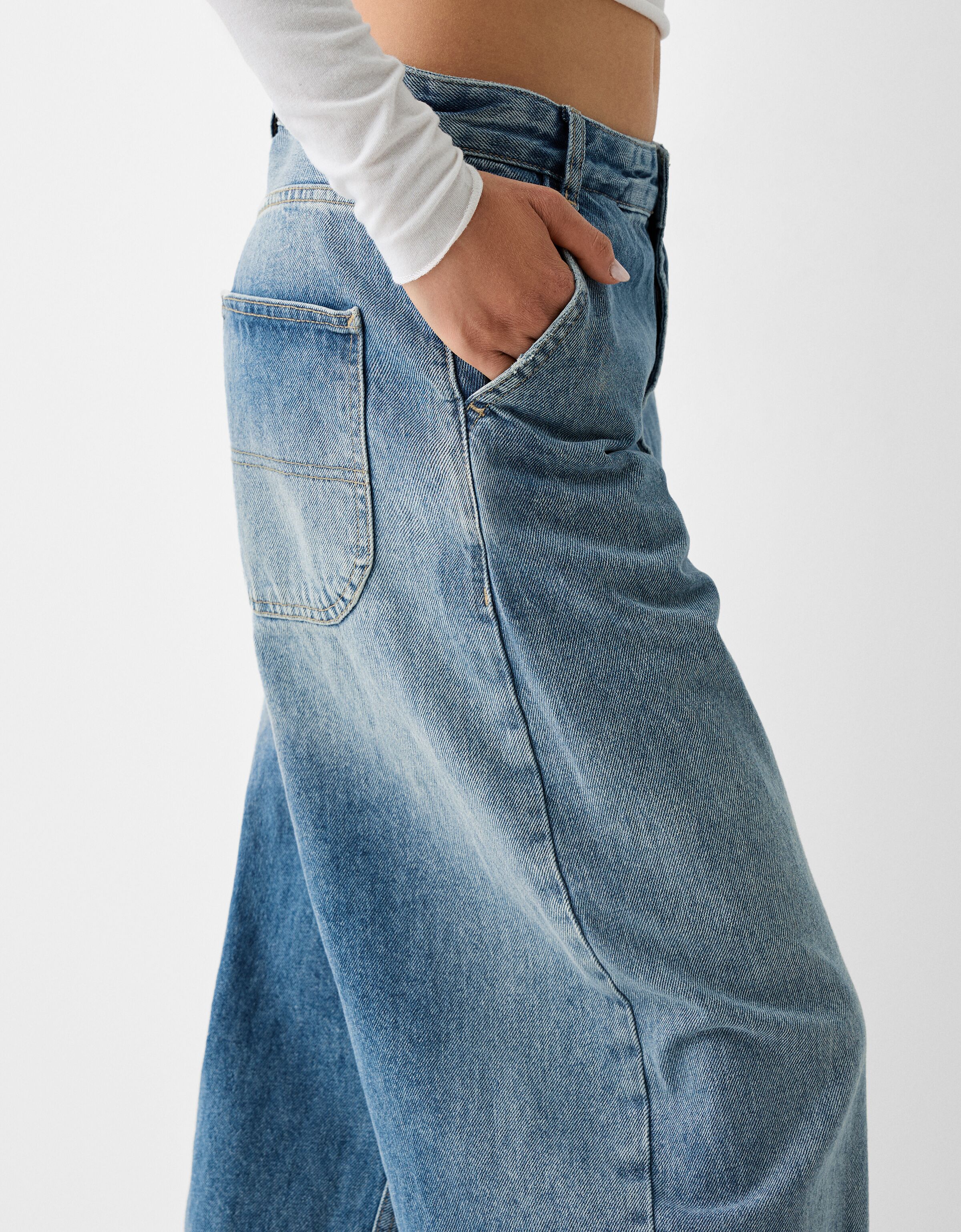 Faded-effect skater fit jeans - Holidays & Friends - BSK