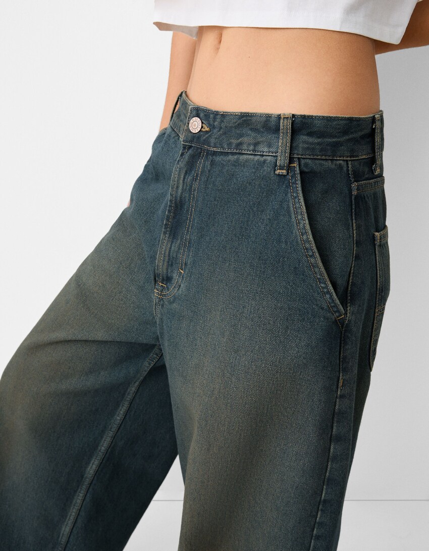 Spodnie jeansowe o kroju skater fit z efektem sprania-Zielony-5