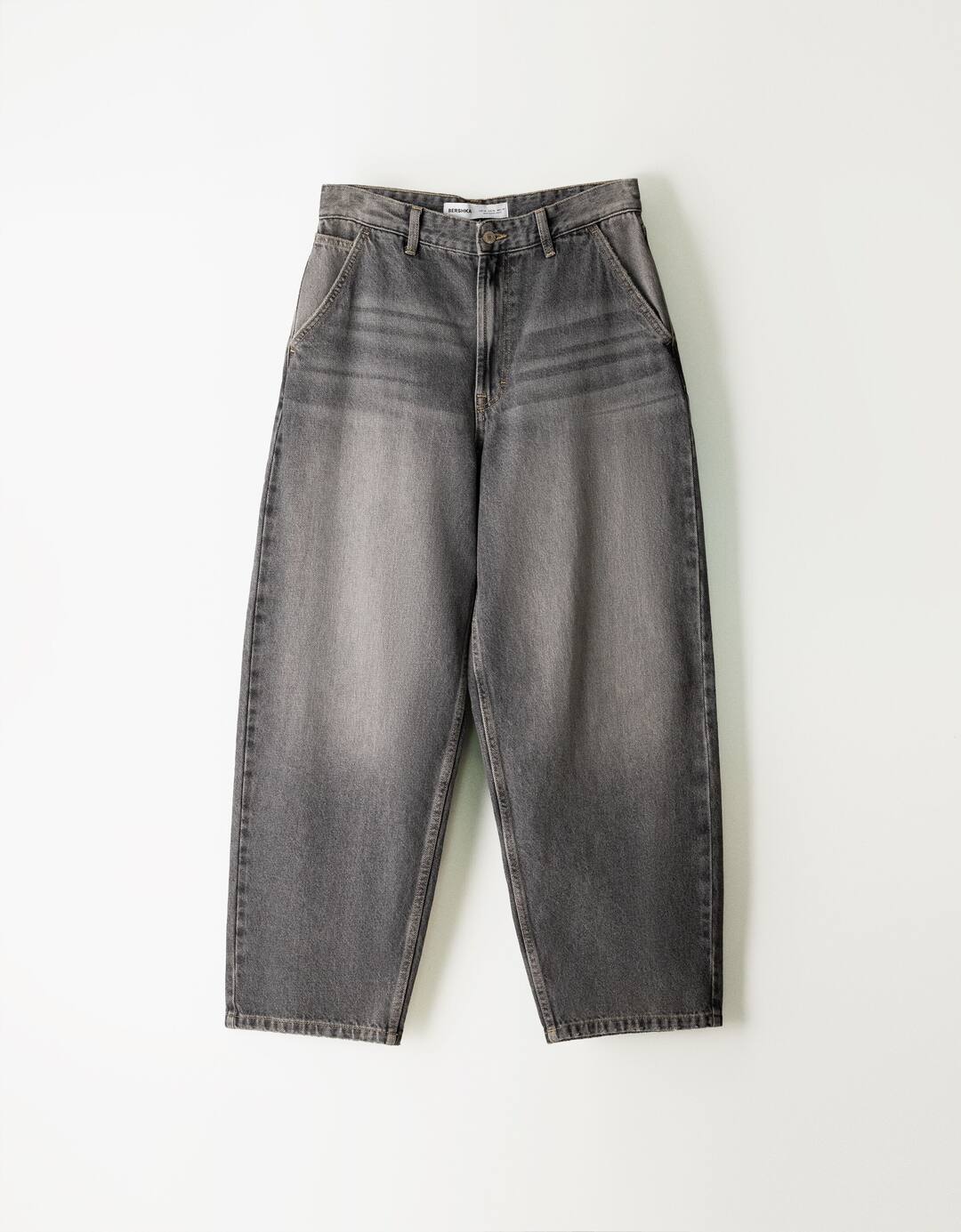 Faded-effect skater fit jeans