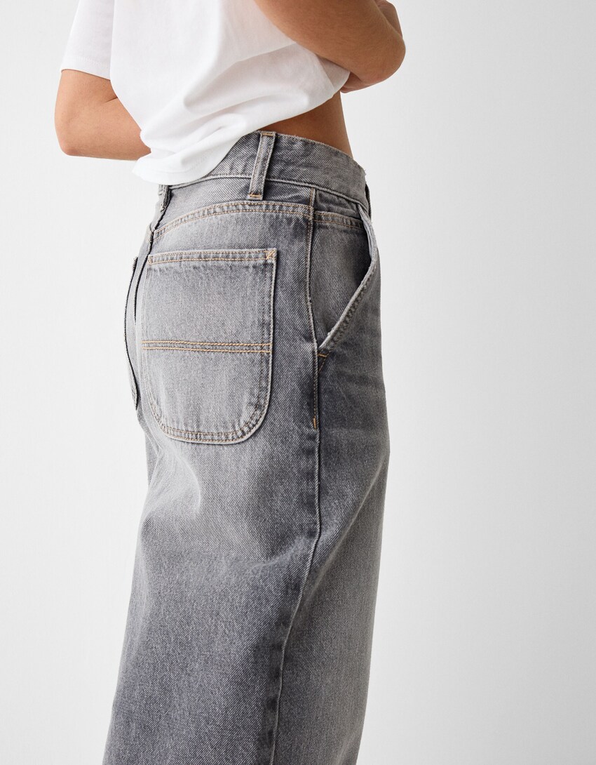 Spodnie jeansowe o kroju skater fit z efektem sprania-Ciemnoszary-3
