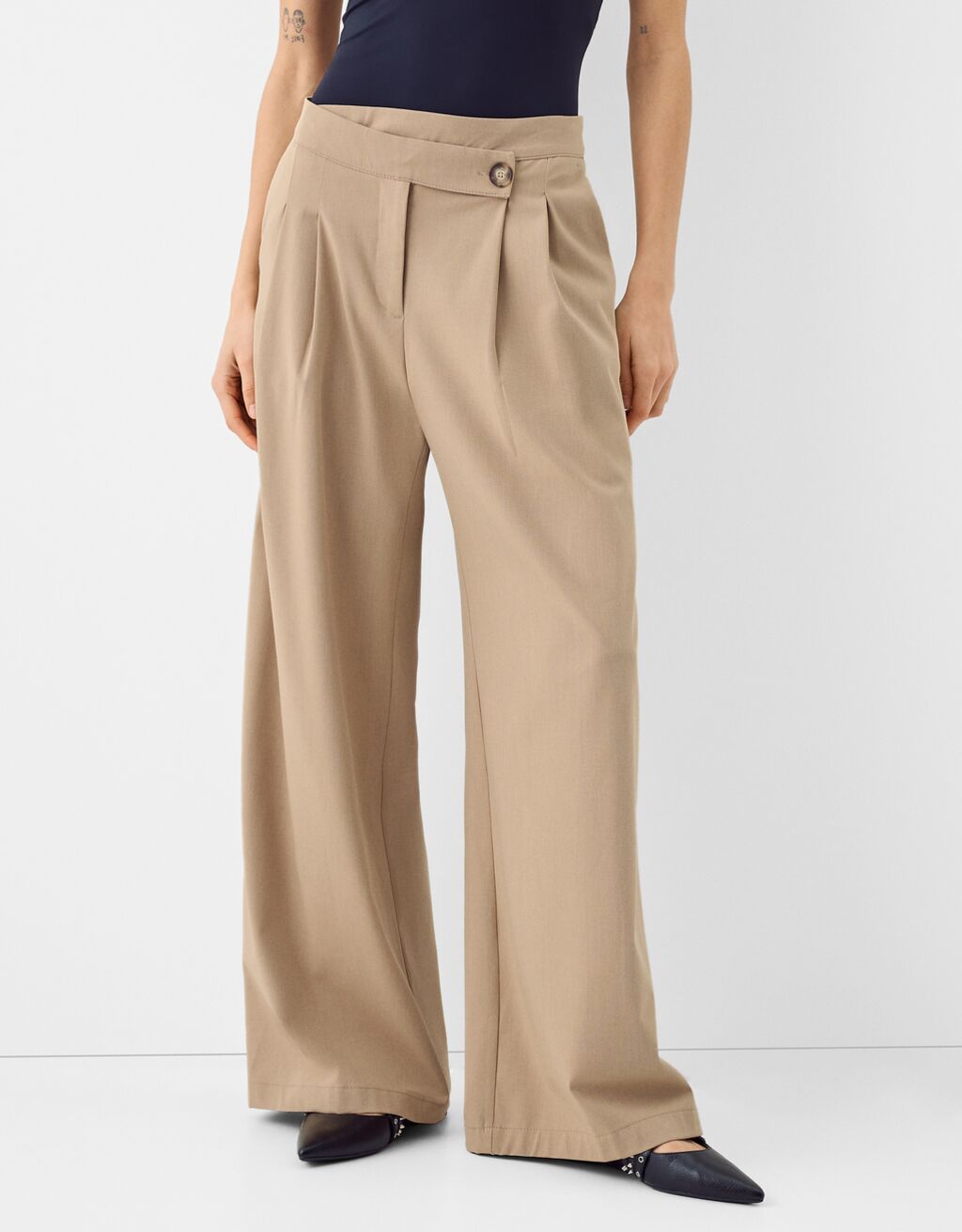 Wide-leg tailoring trousers-Camel-1
