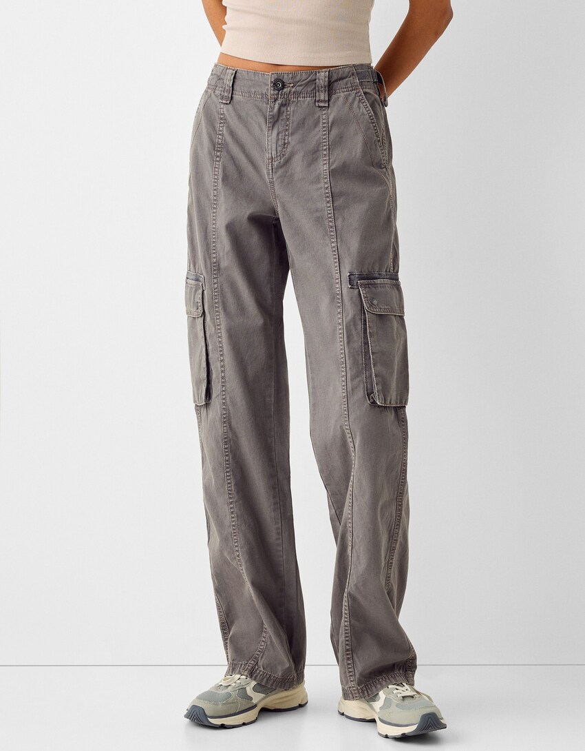Adjustable waist cargo trousers