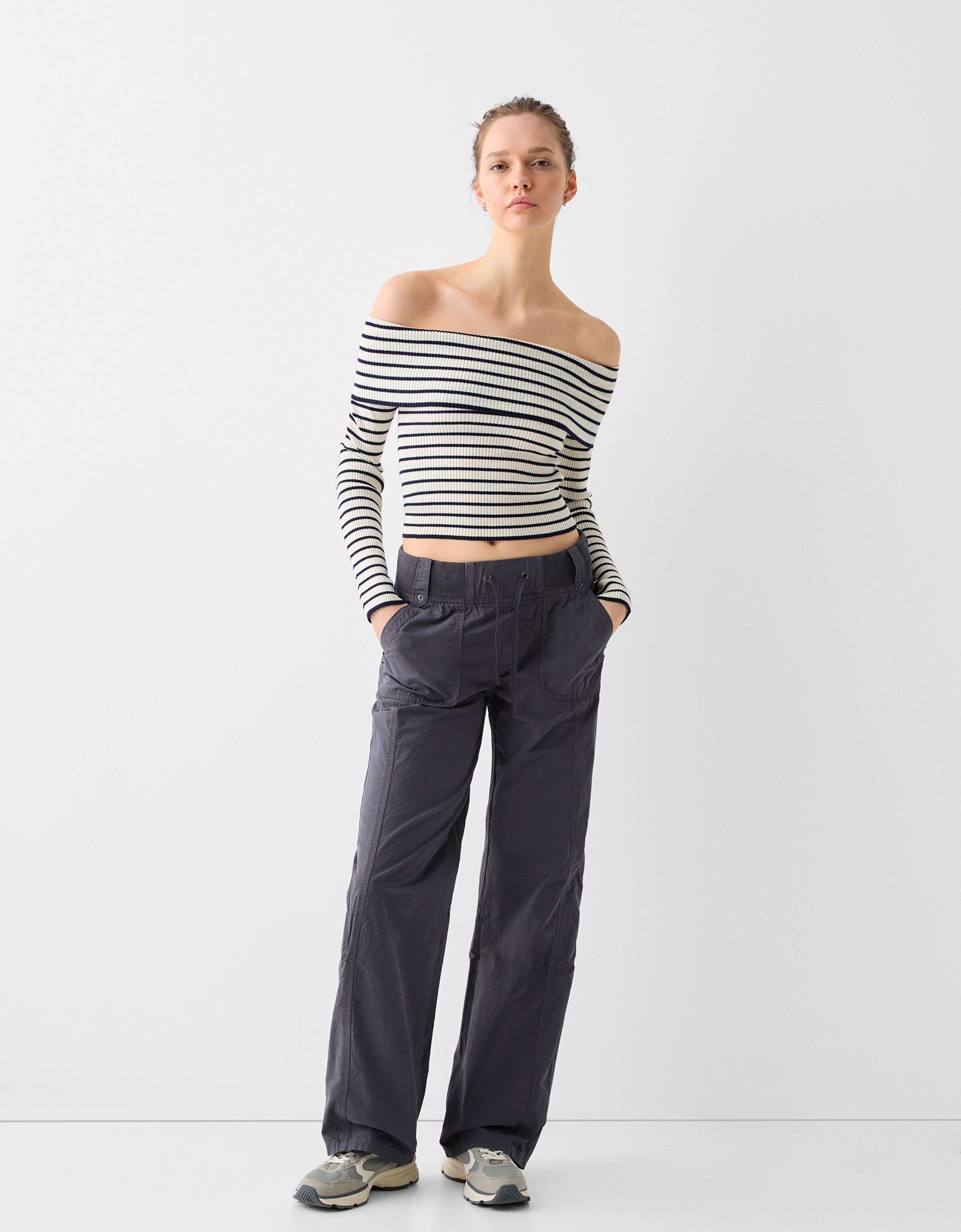 Straight fit pants - Women | Bershka
