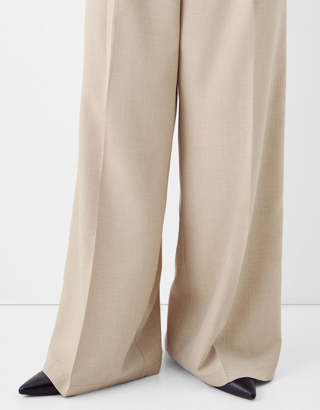 Calças wide leg tailored fit com pormenor de cintura a contrastar-Caramelo-6