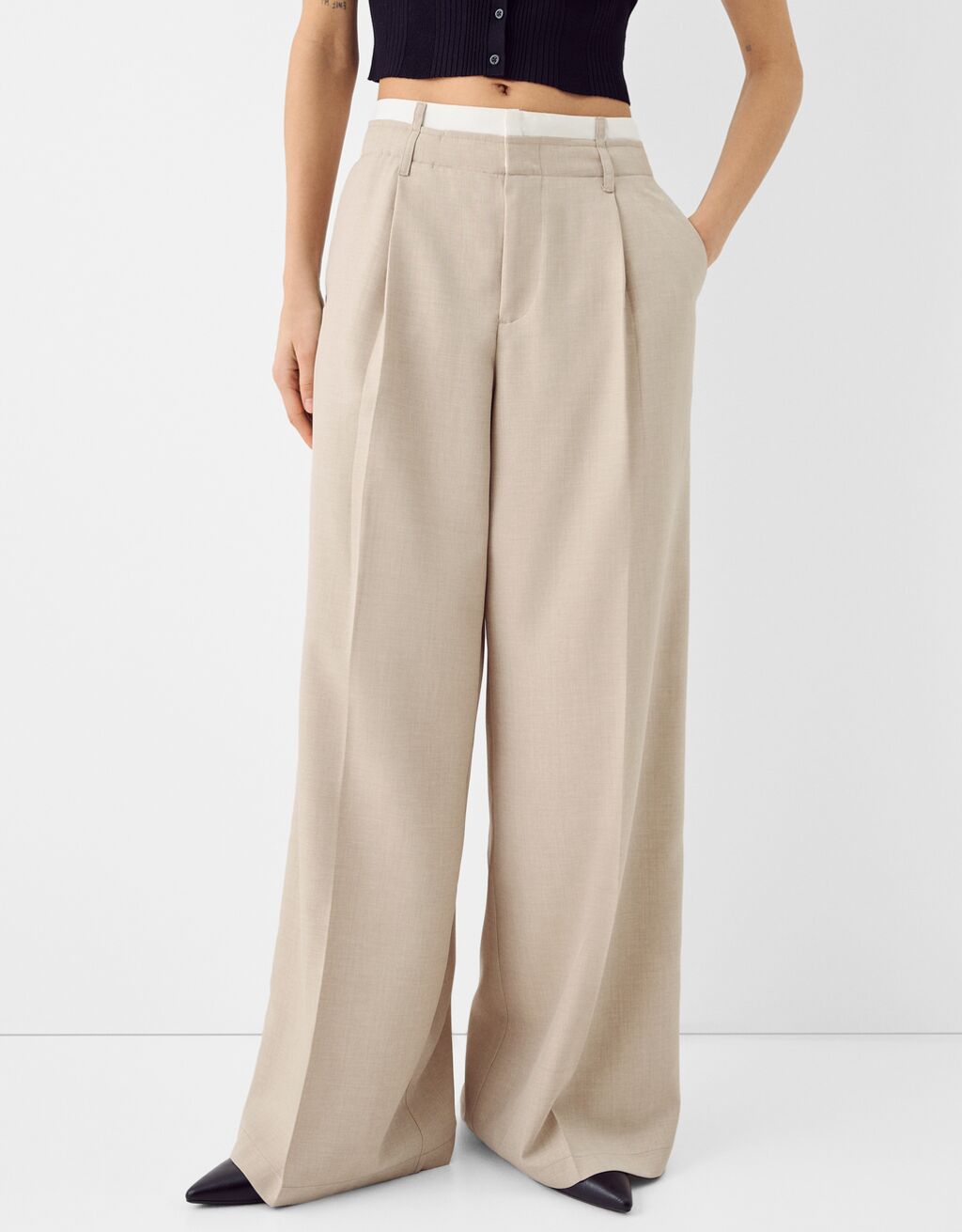 Tailored dad fit trousers with contrast waistband