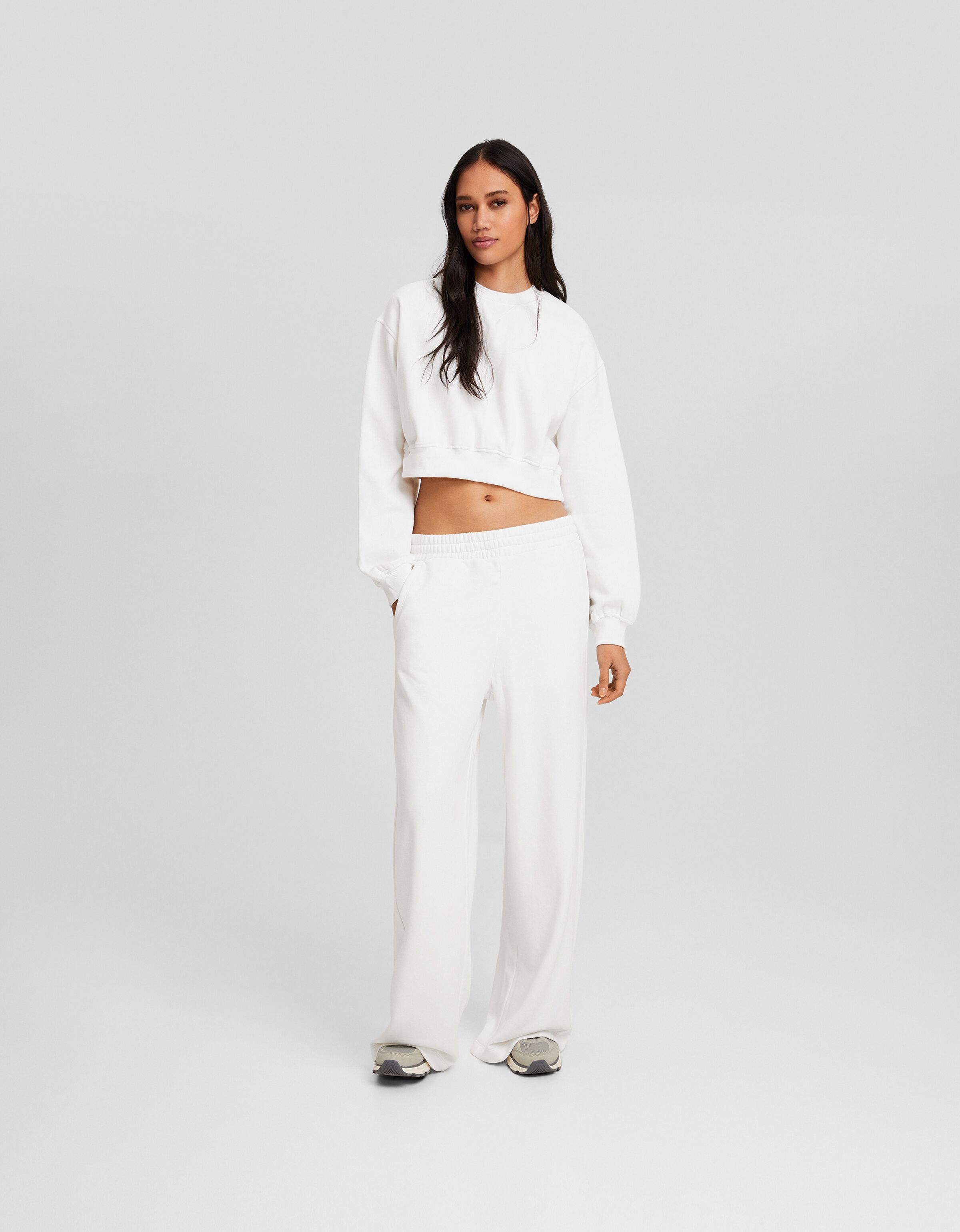 Bershka white best sale sweatpants