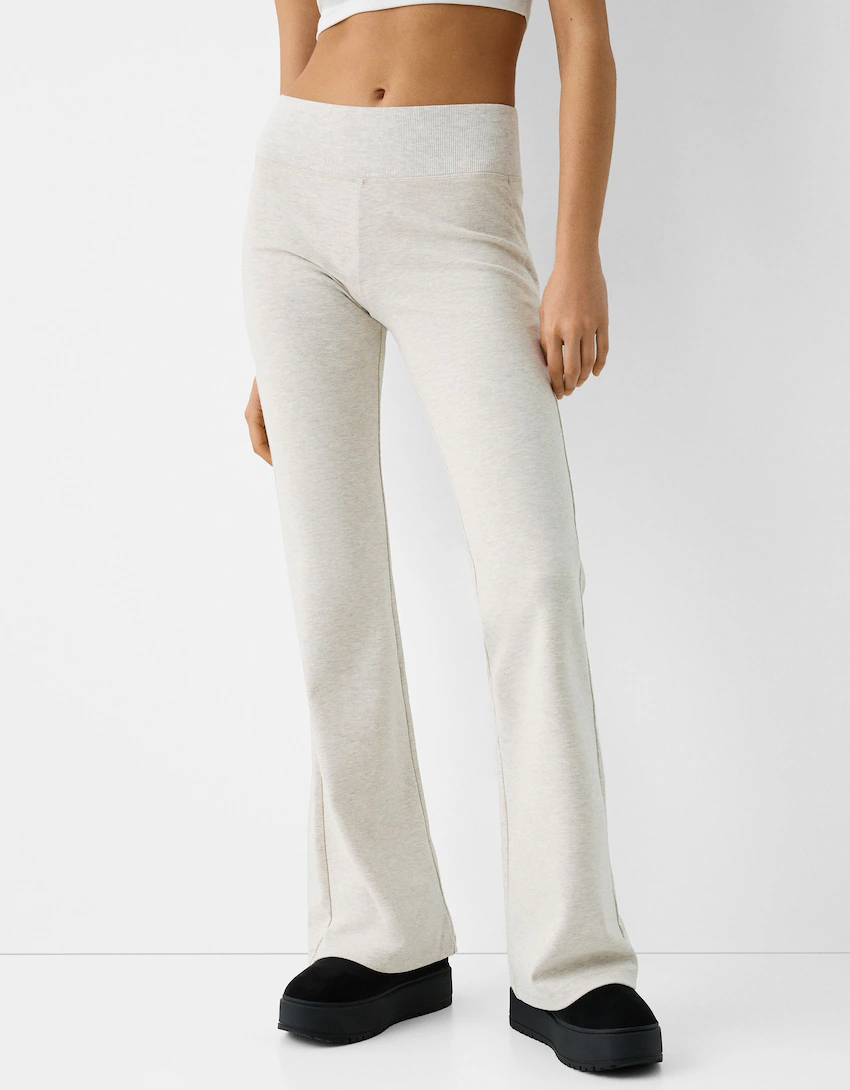 UO Bengaline Low-Rise Flare Pant