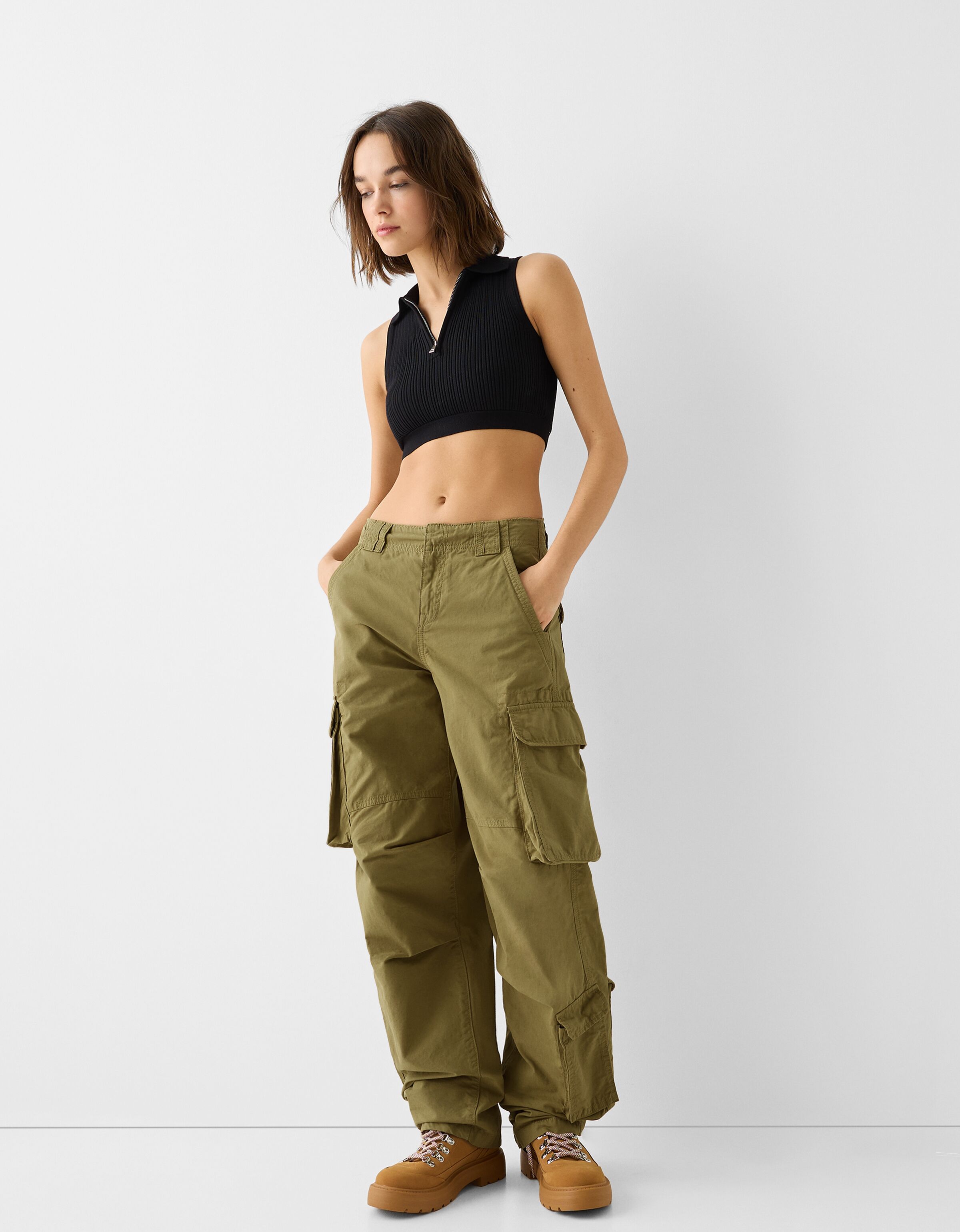 Calças cargo hot sale bershka