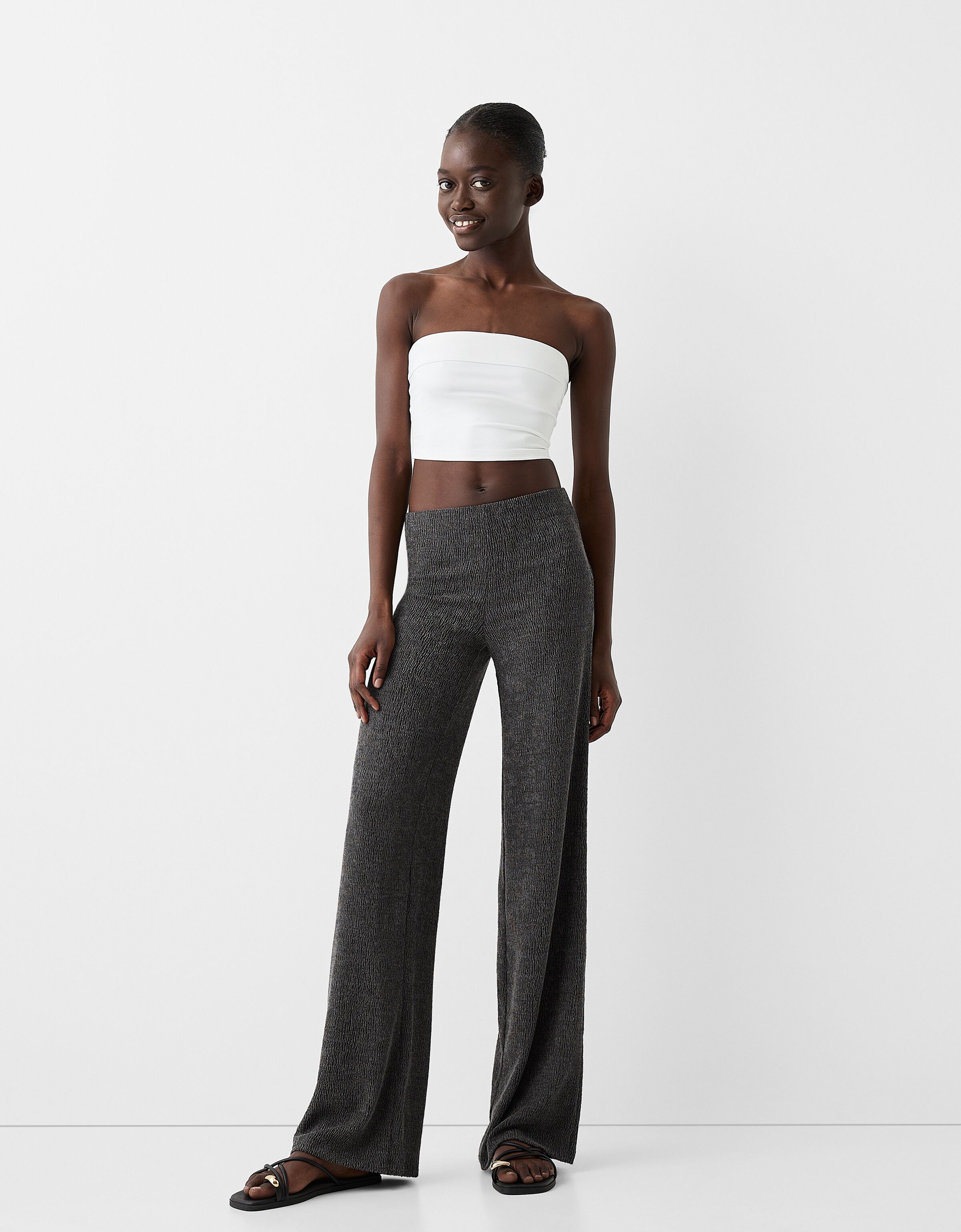 Wide leg embossed pants - Pants - BSK Teen | Bershka