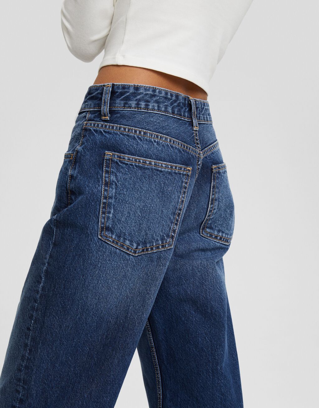 Wide-leg ’90s jeans-Blue-3