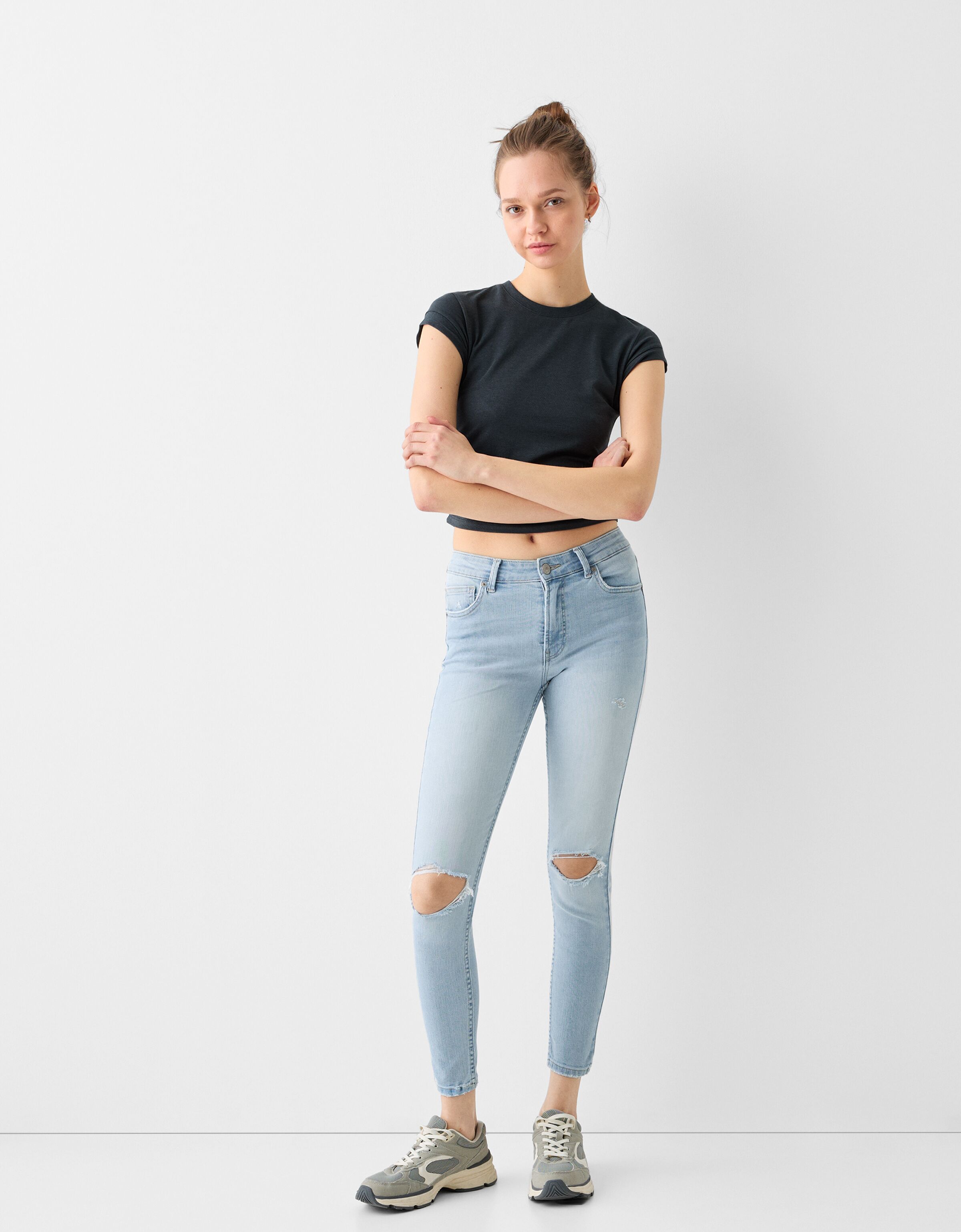 Low waist skinny fit jeans Jeans BSK Teen Bershka