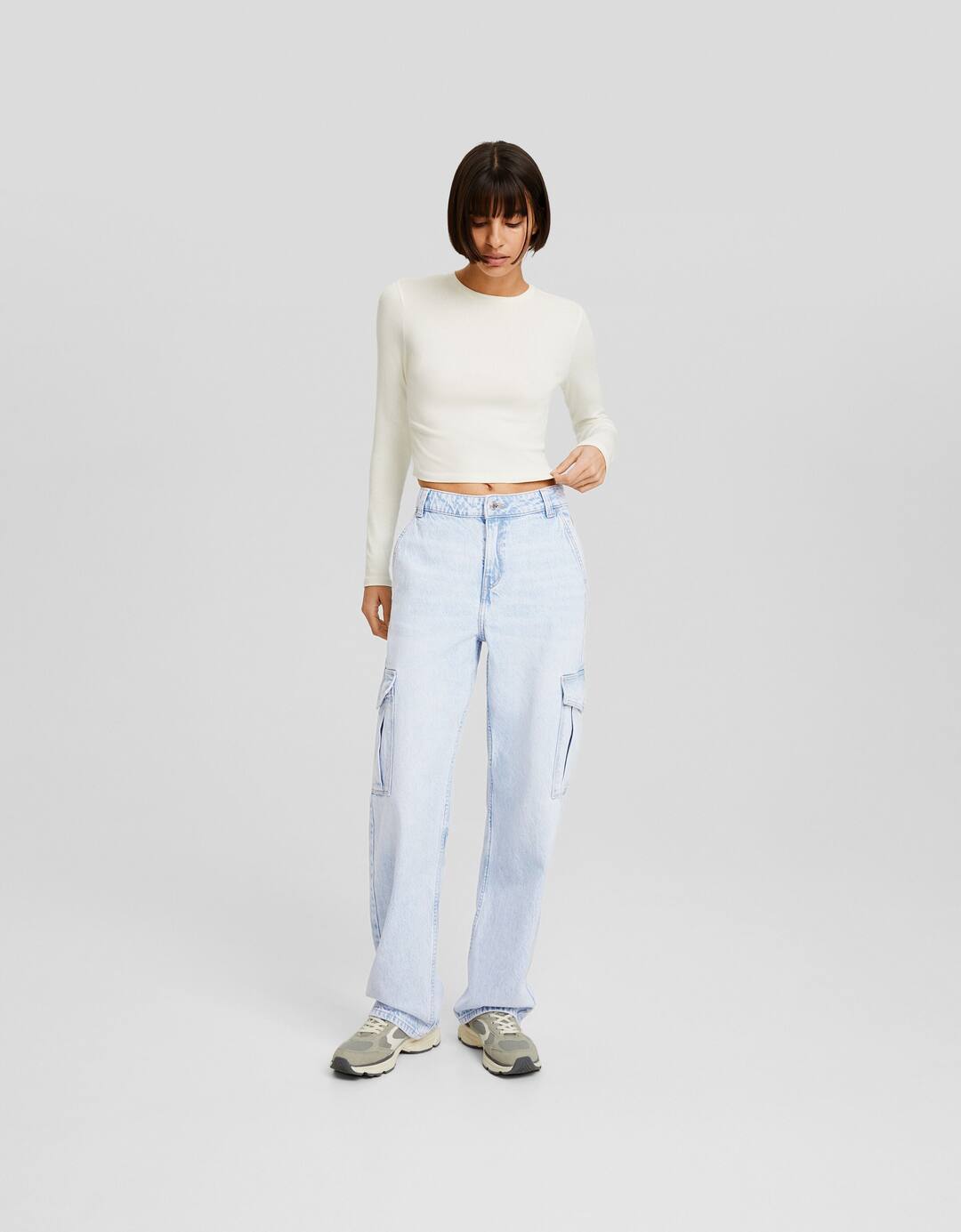 Straight cargo jeans