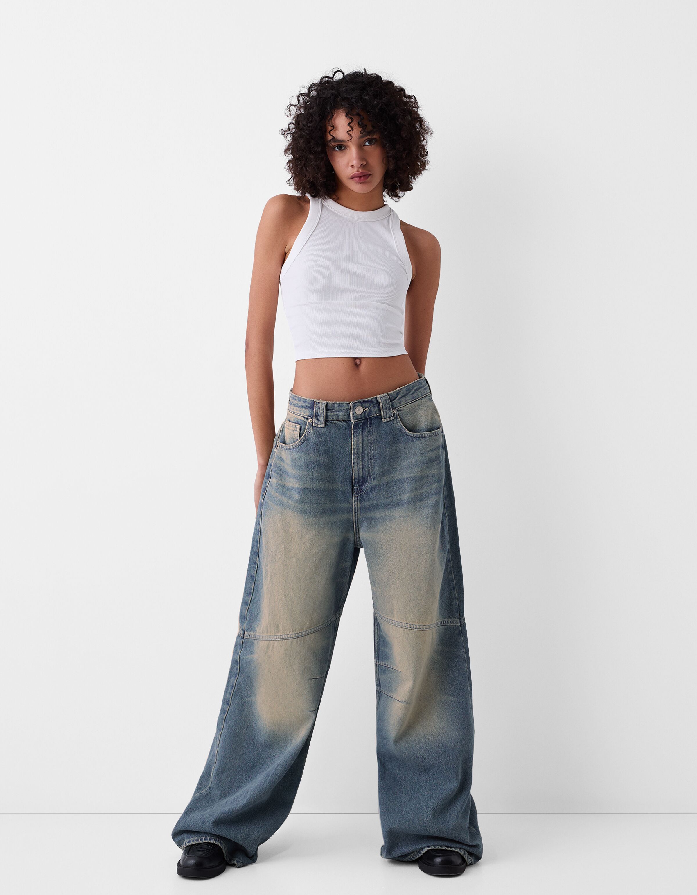 Mega baggy embroidered jeans - Jeans - BSK Teen | Bershka