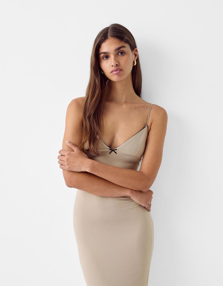 שמלת מידי עם כתפיות דקות וסרט-קאמל-1