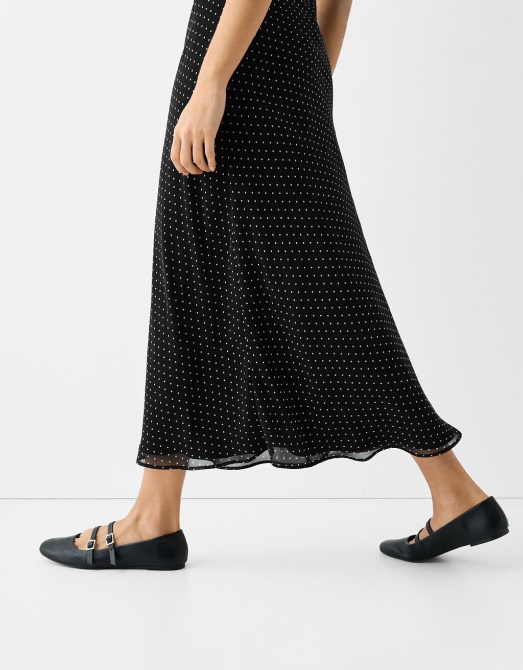 Long polka dot chiffon dress with straps-Black-3