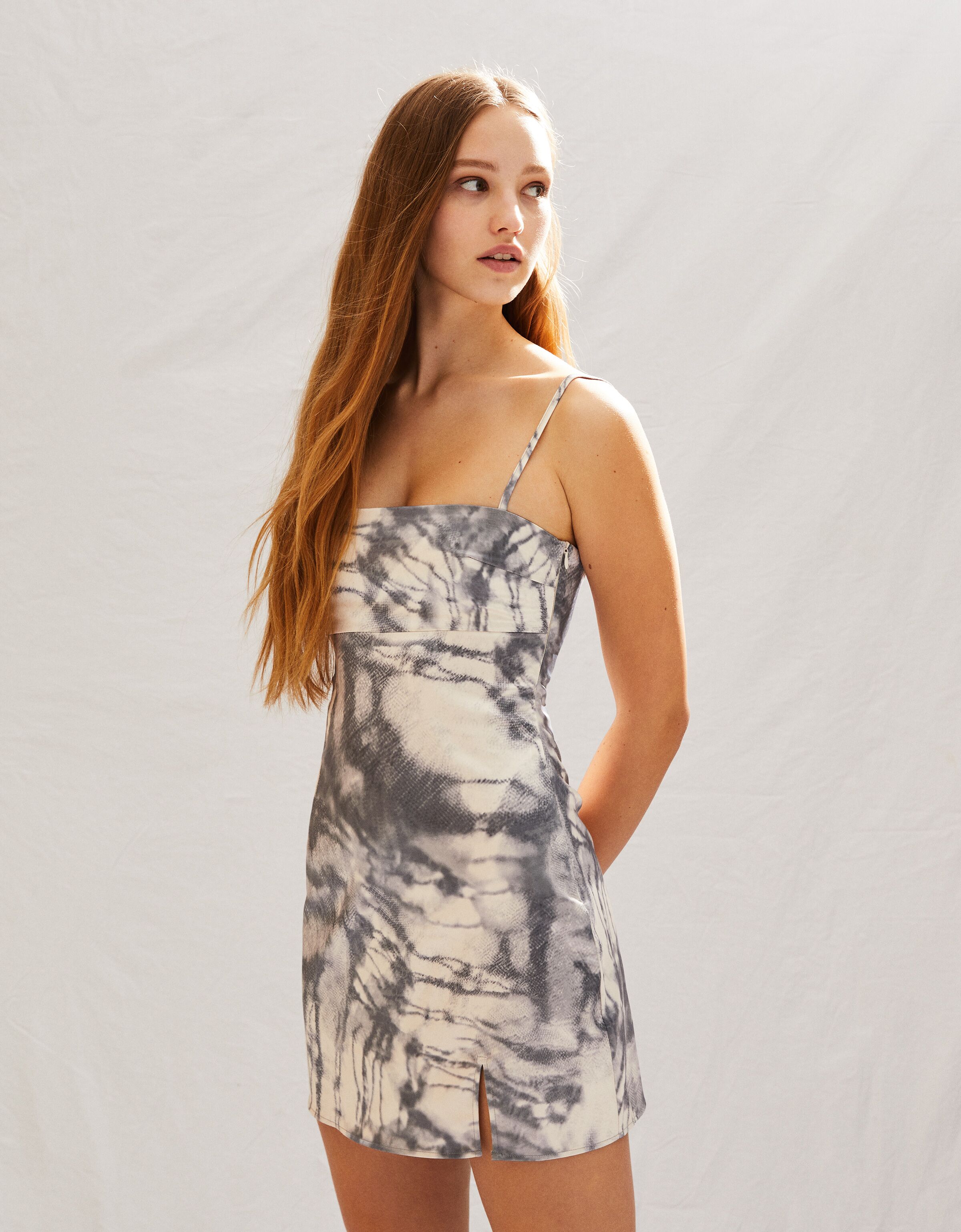 Women s Long and Short Dresses New Collection BERSHKA