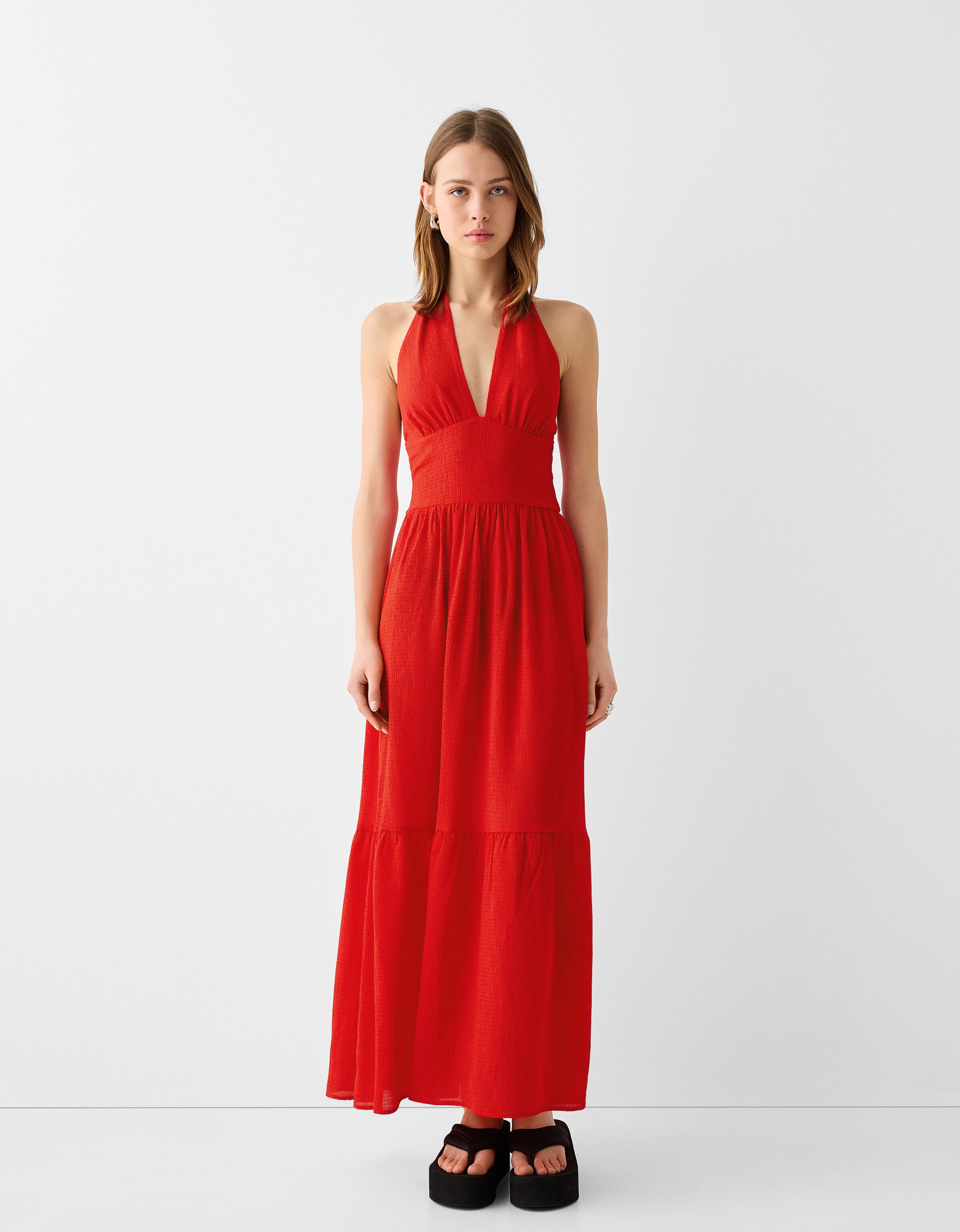 Crepe maxi dress - Dresses - Women | Bershka