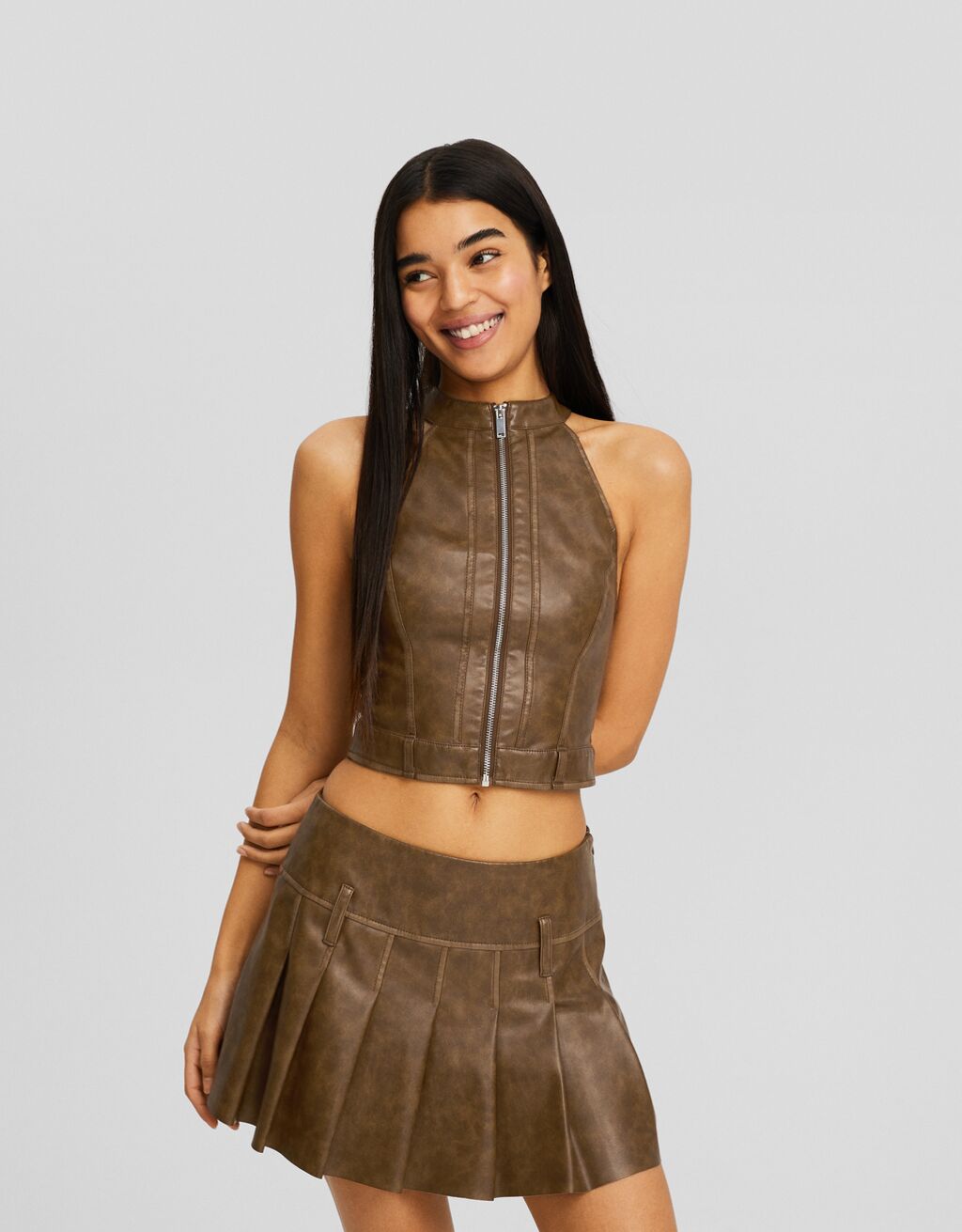 Leather effect box pleat mini skirt - Women | Bershka