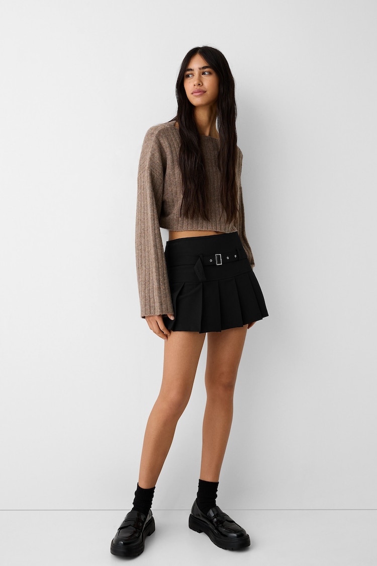 Tailored fit box pleat mini skirt with belt