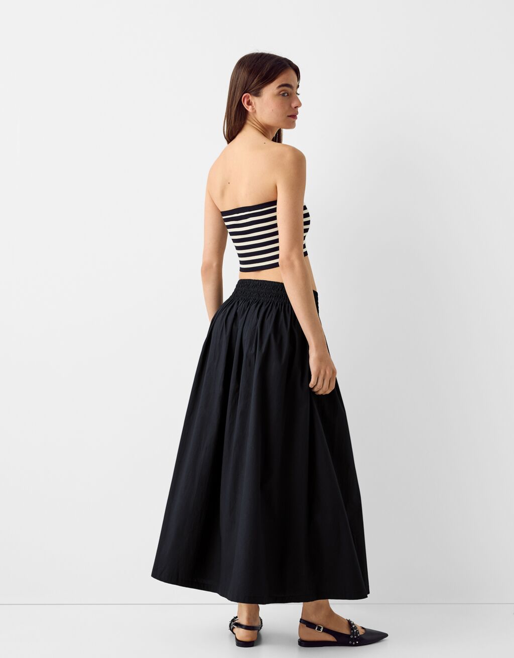 تنورة بوبلين متوسطة الطول بخصر مرن-أسود-2