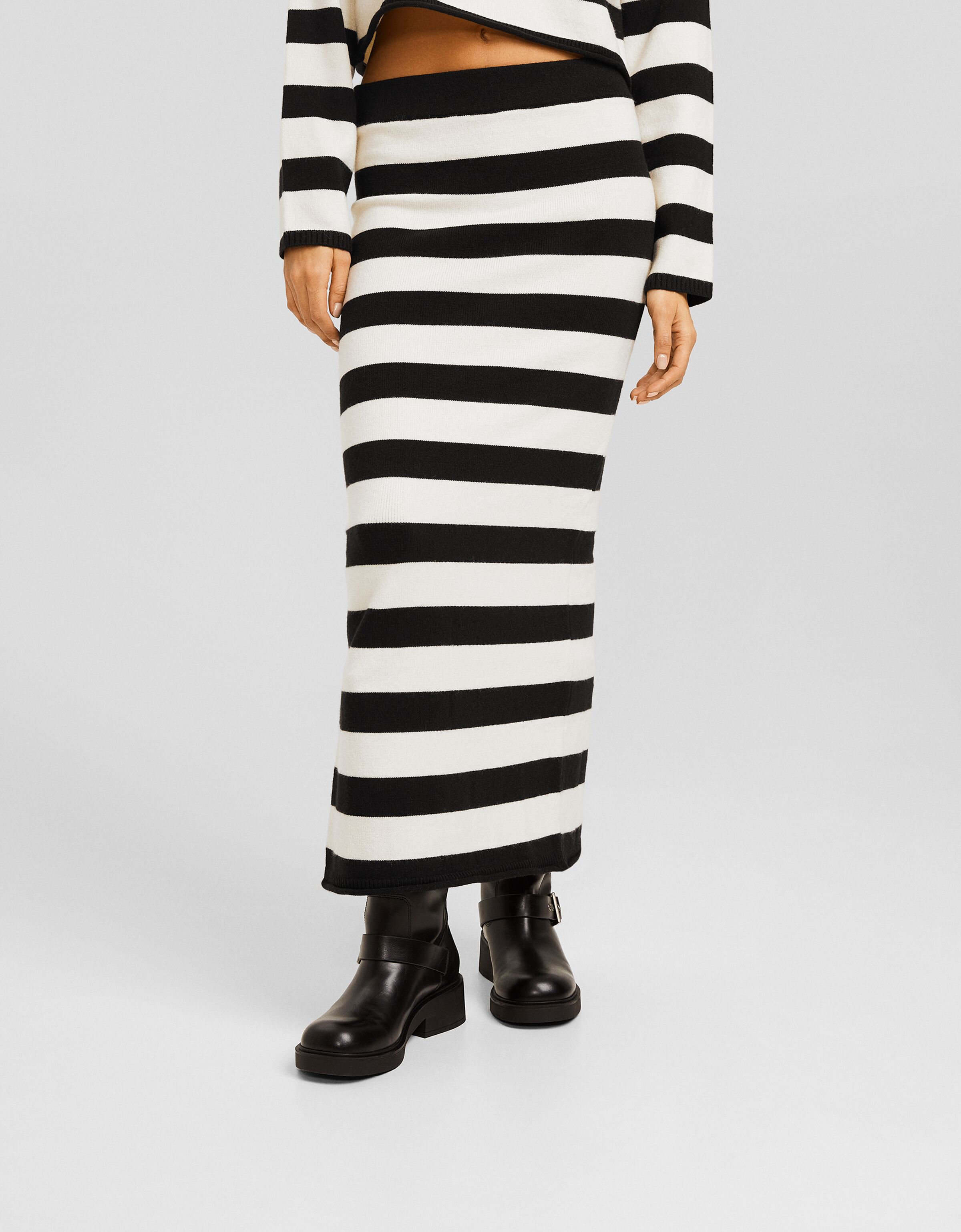 Striped knit hotsell midi skirt