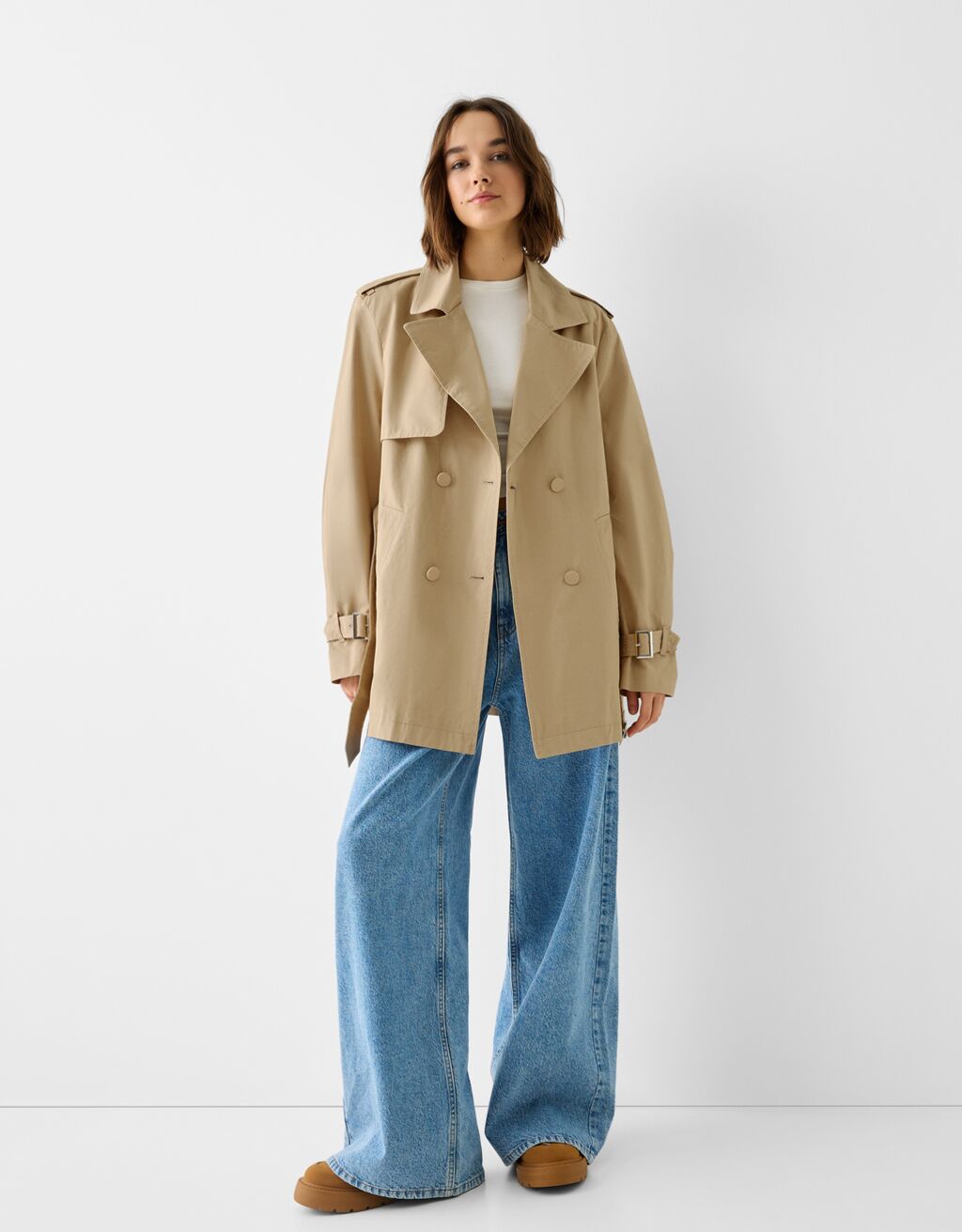 Short trench coat