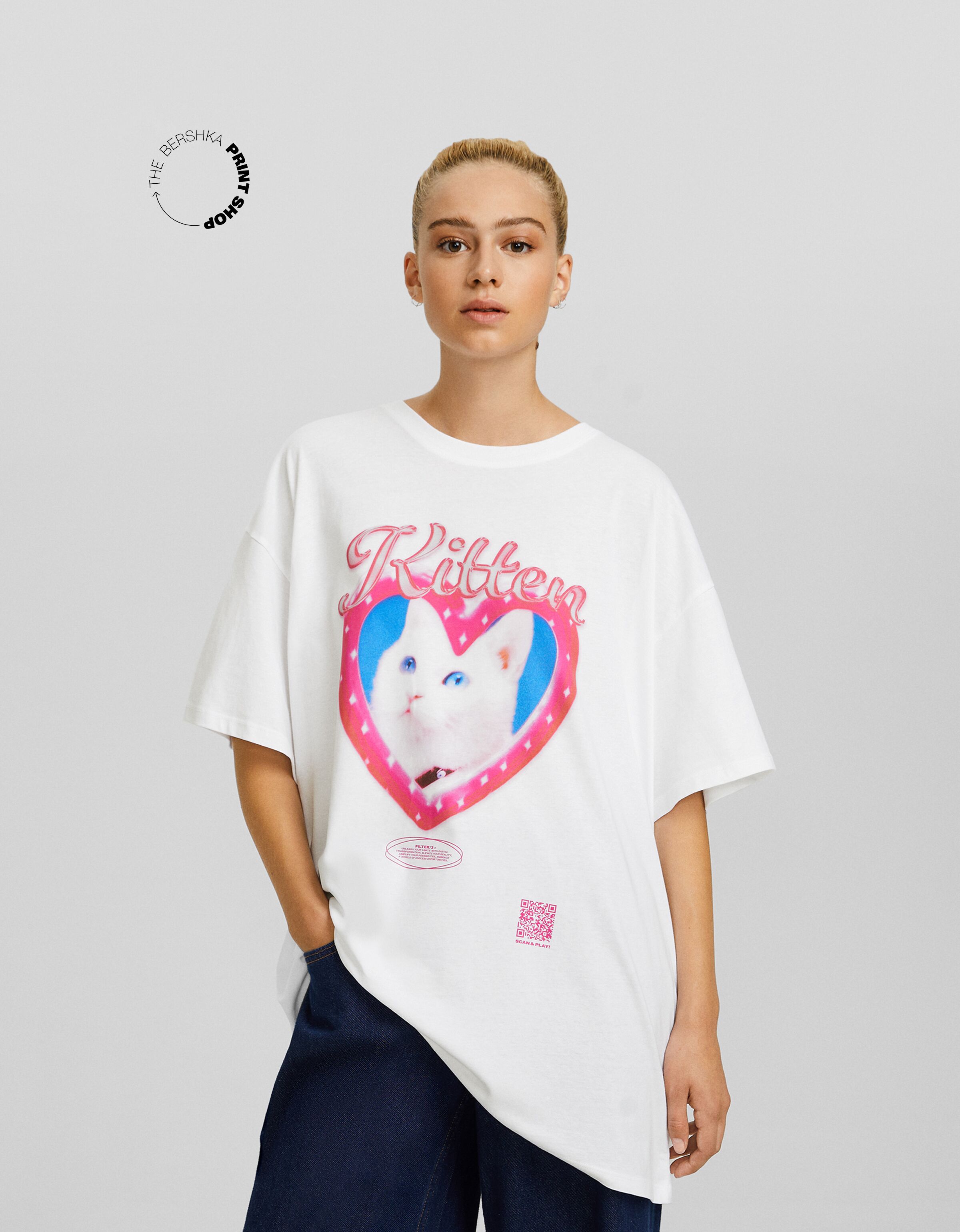 Bershka Wearable Art short sleeve print T shirt T shirts BSK