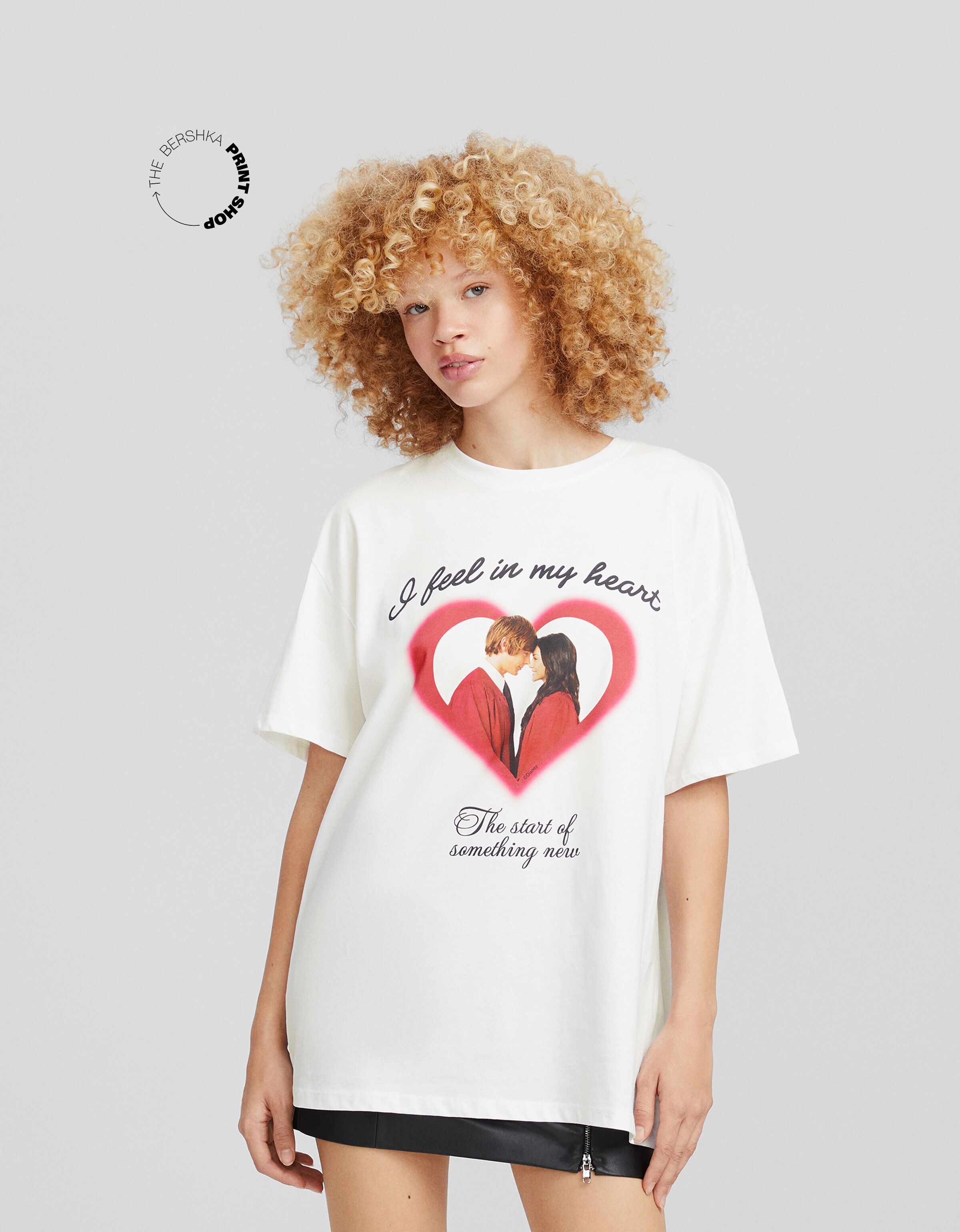 T shirt High School Musical manga curta oversize estampado T