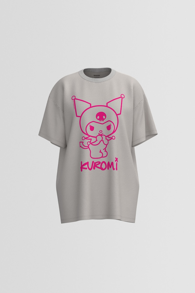 T-shirt Kuromi manga curta boxy
