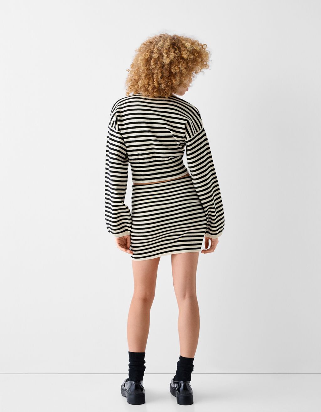 Sweater with fitted waist-Black-2