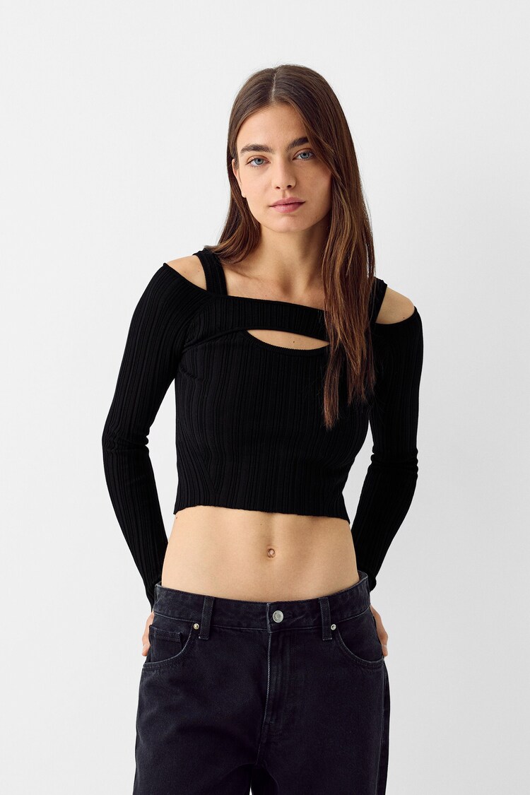 Long sleeved knit top