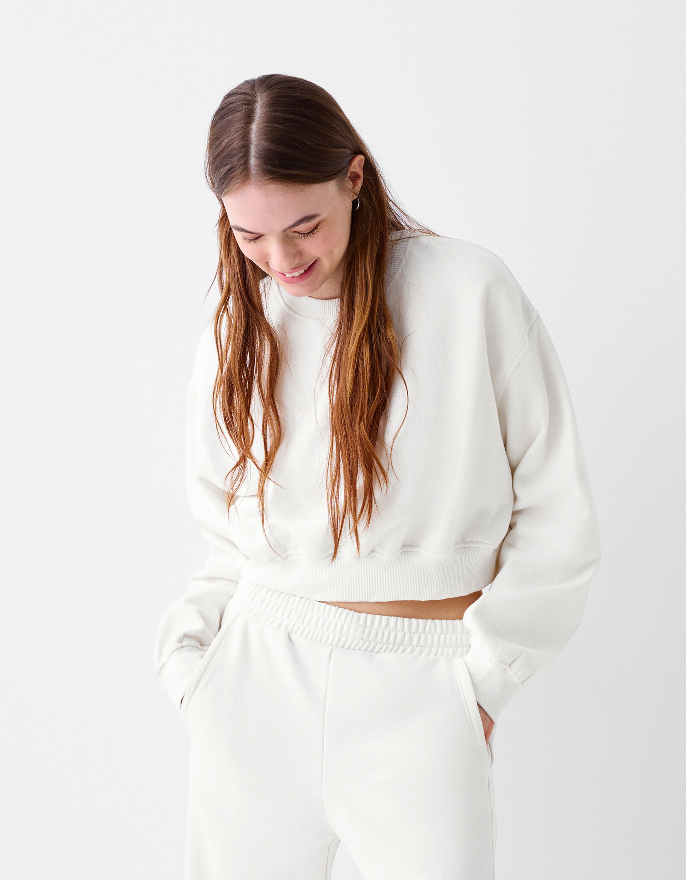 Bershka cropped hot sale sweatshirt