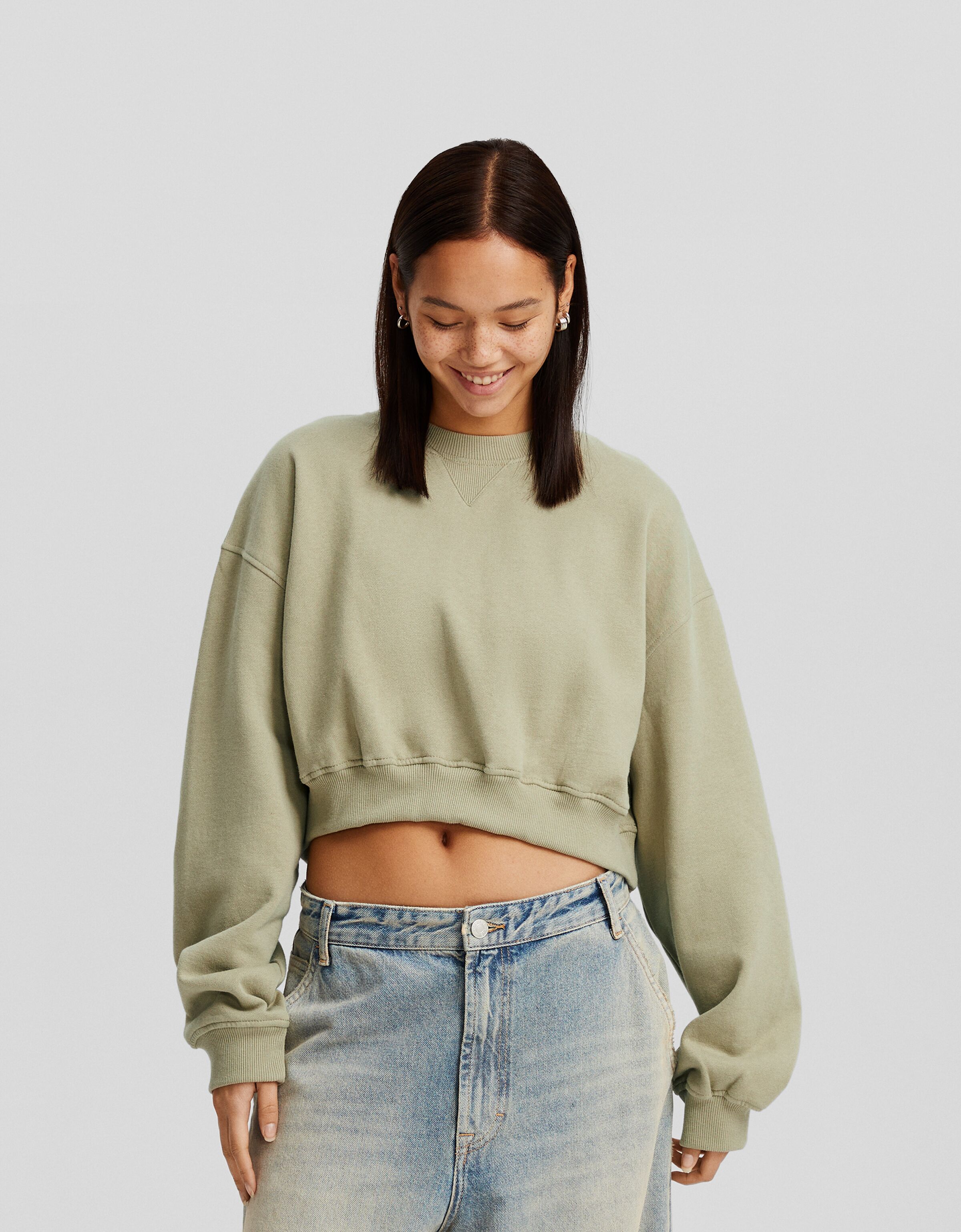 Bershka crop on sale sweatshirt