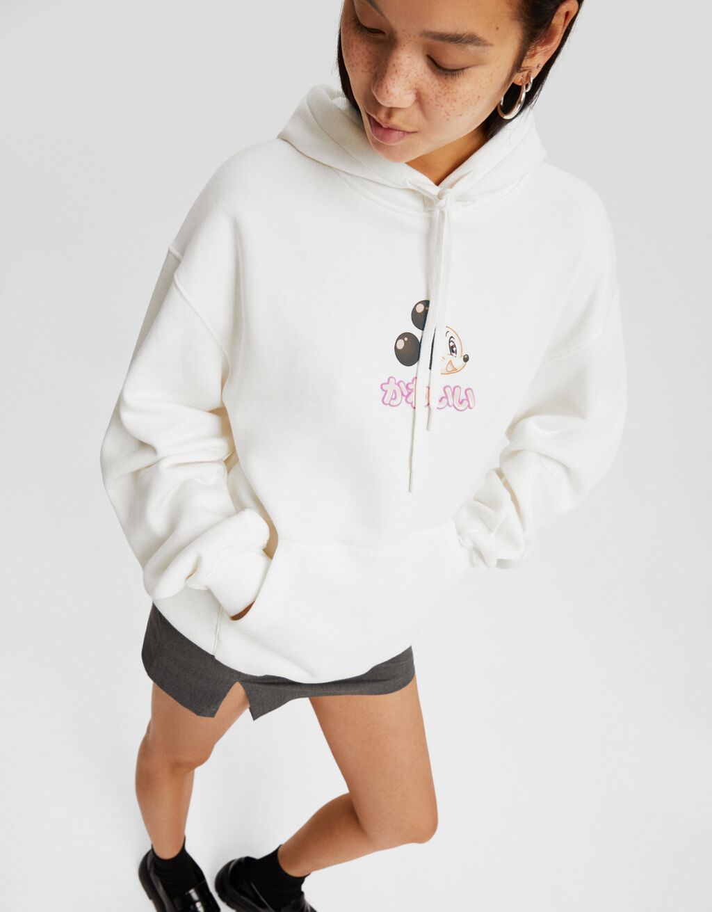 هودي بطبعة ميكي-أبيض-2