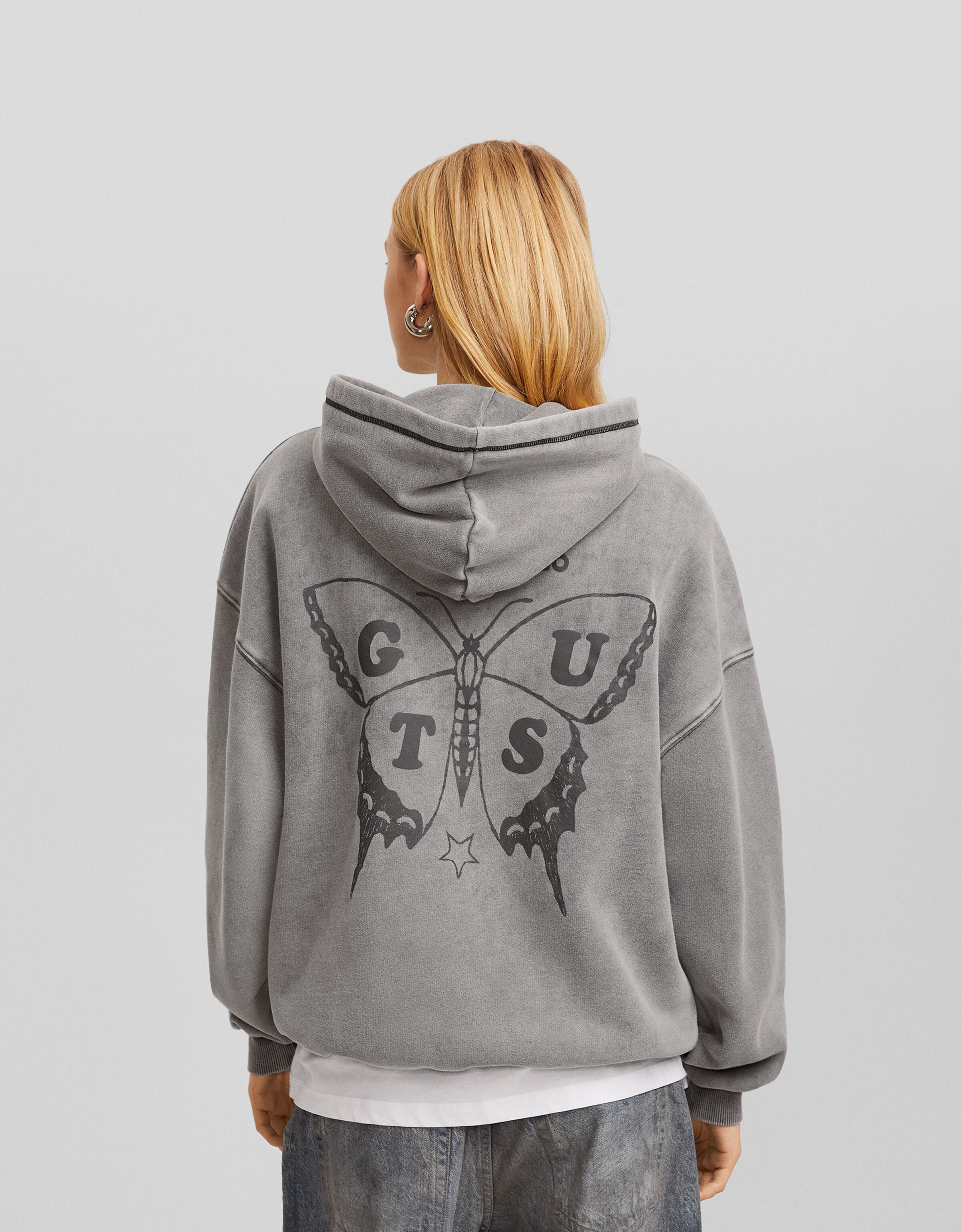 Long hot sale hoodie bershka