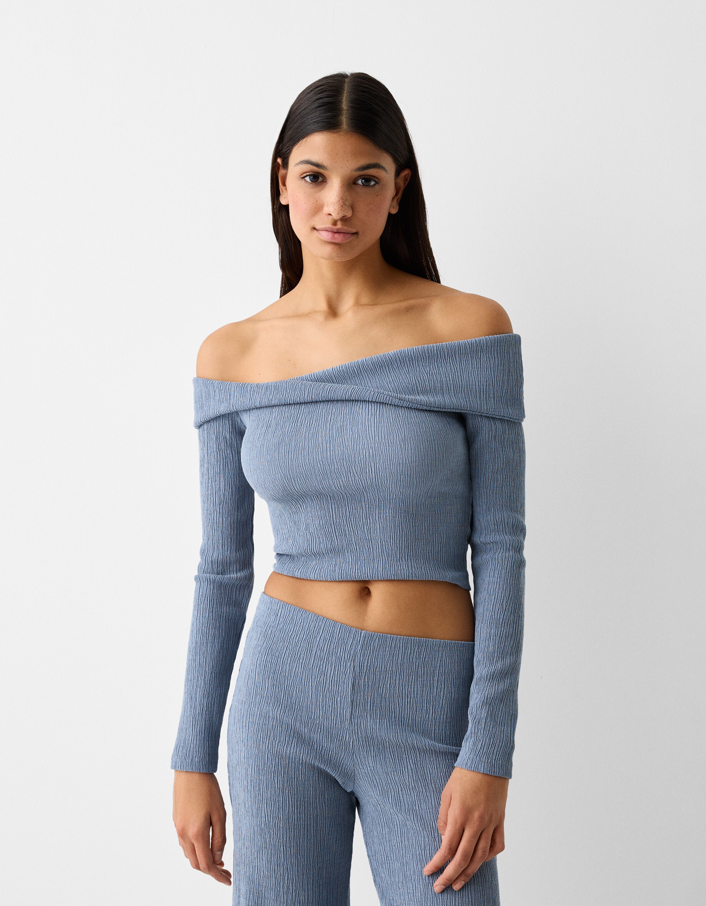 Bershka off best sale shoulder top