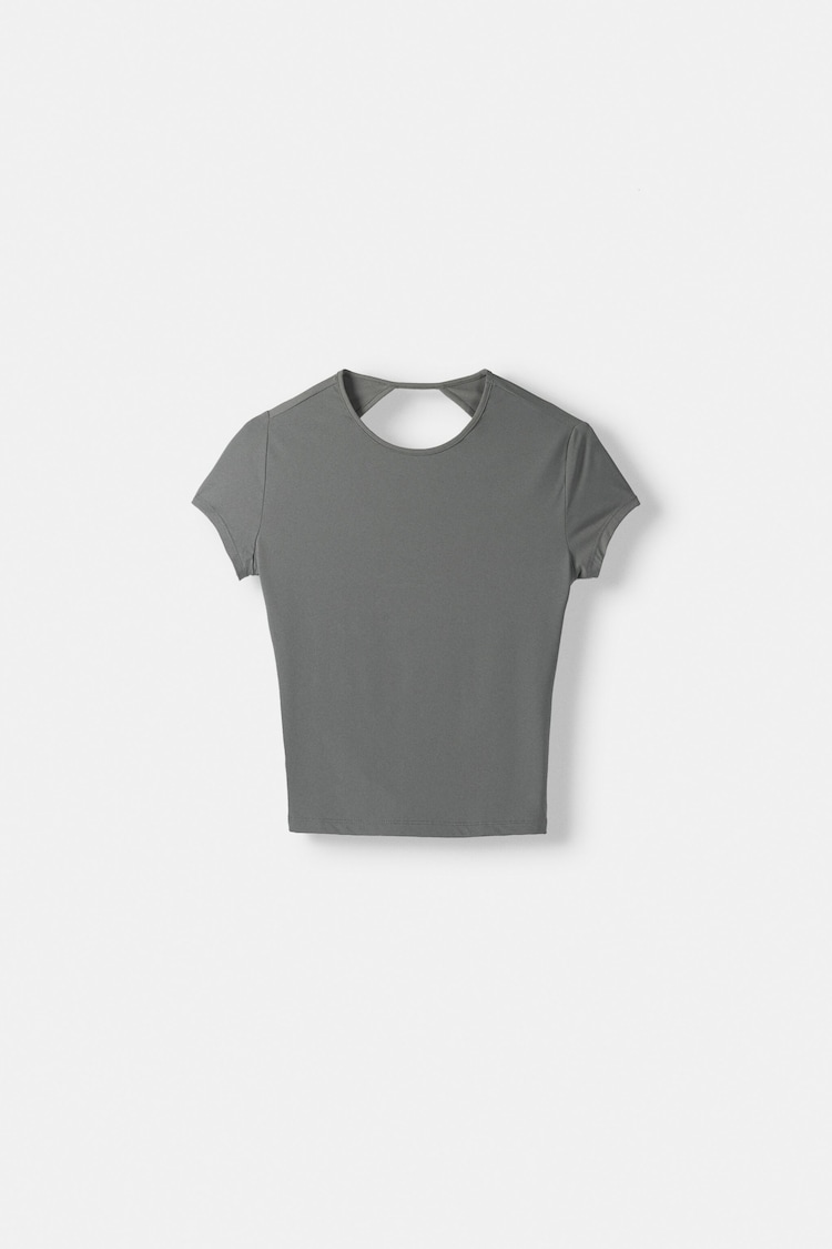 Short sleeve T-shirt with open back
