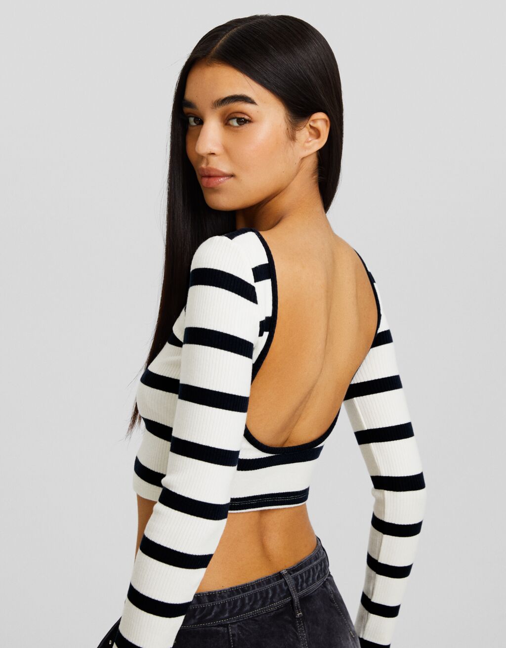 Long sleeve striped knit Tshirt with open back Women Bershka