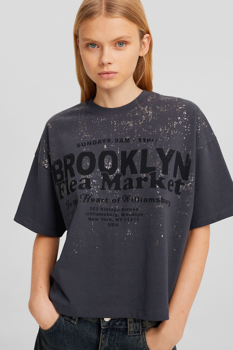 Short sleeve oversize T-shirt with metallic print
