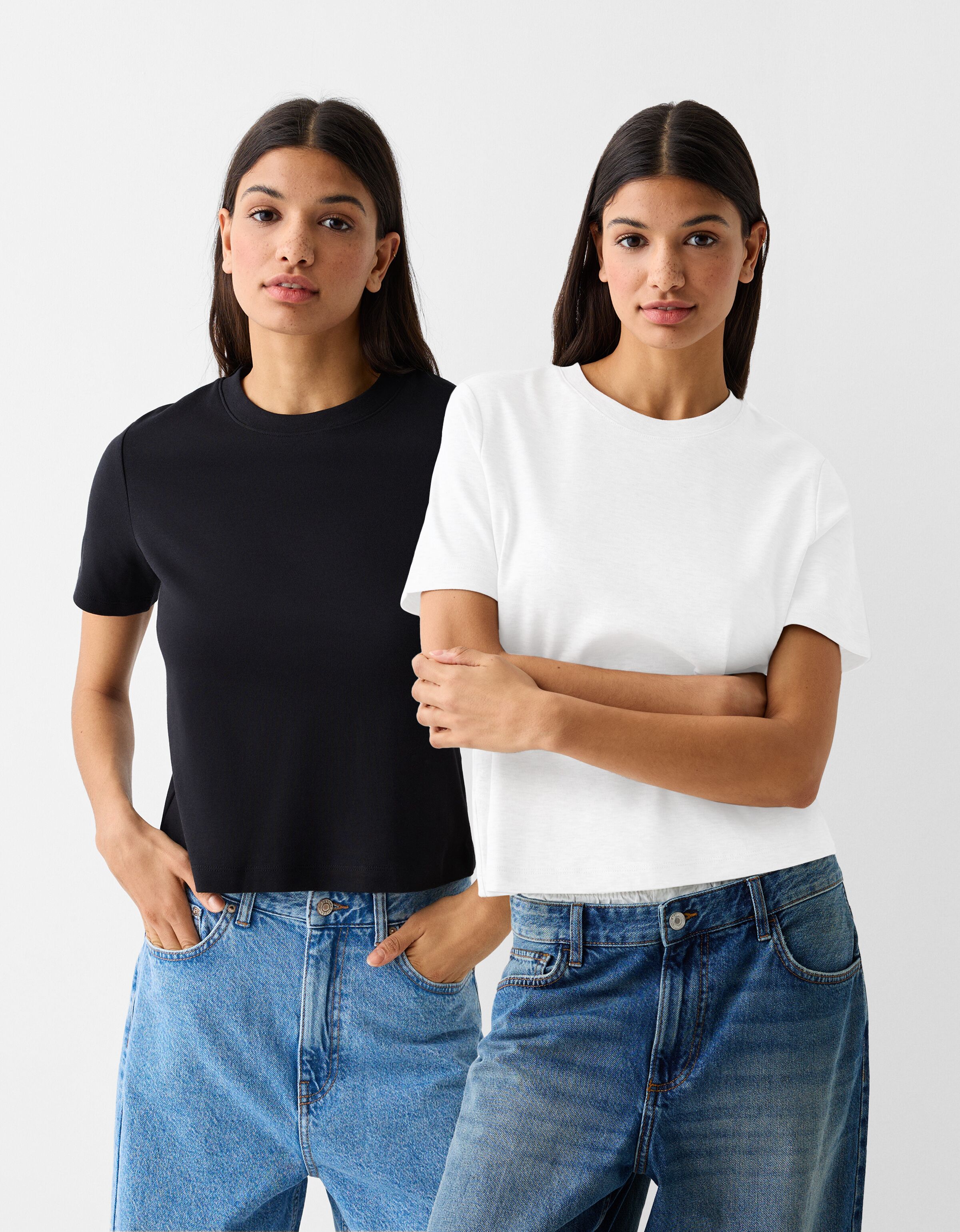 Camisetas basicas para Mujer Nueva Coleccion Bershka Colombia