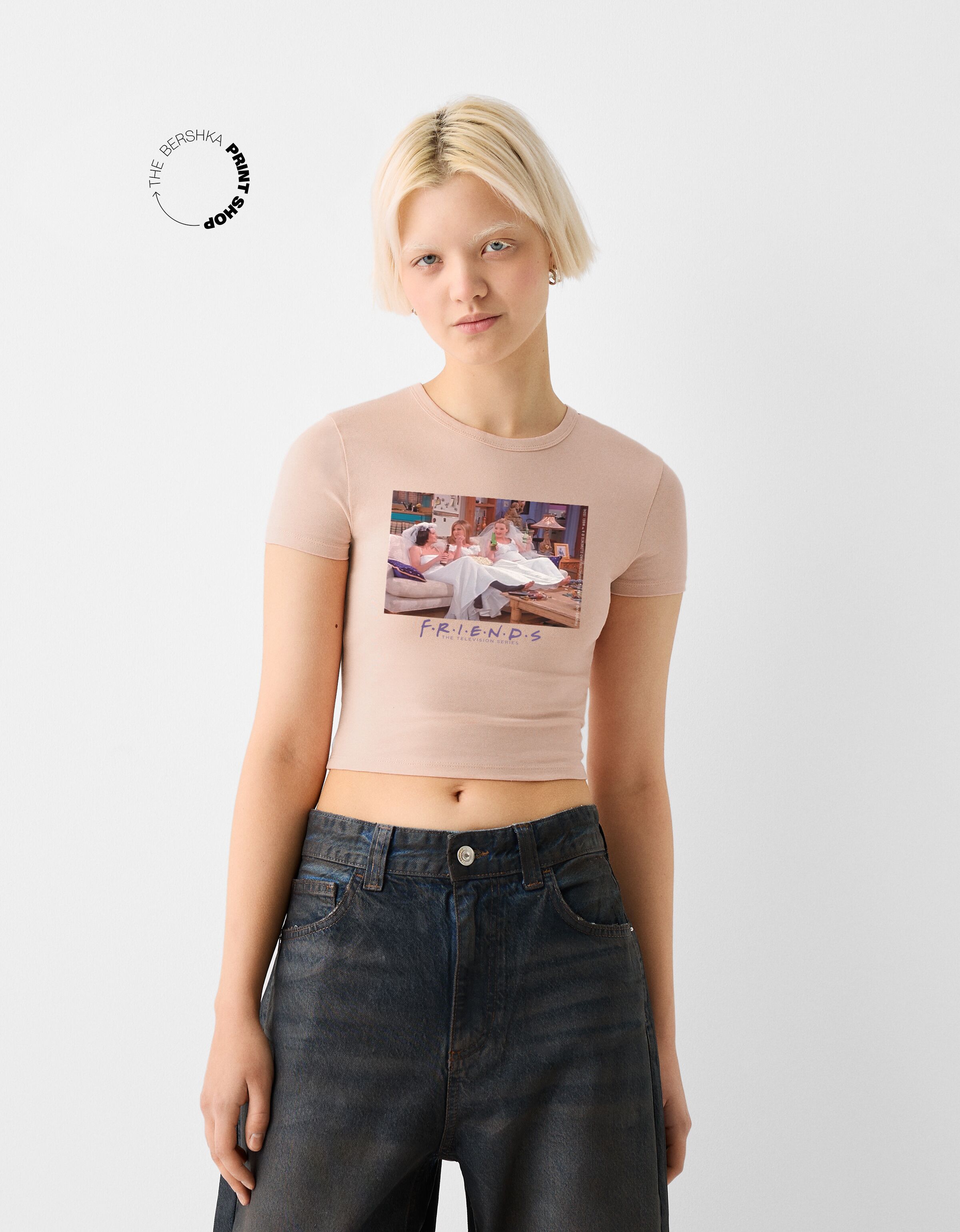 Camiseta friends cheap bershka