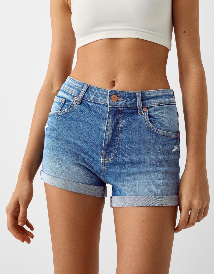 Rollup denim shorts BSK Teen Bershka