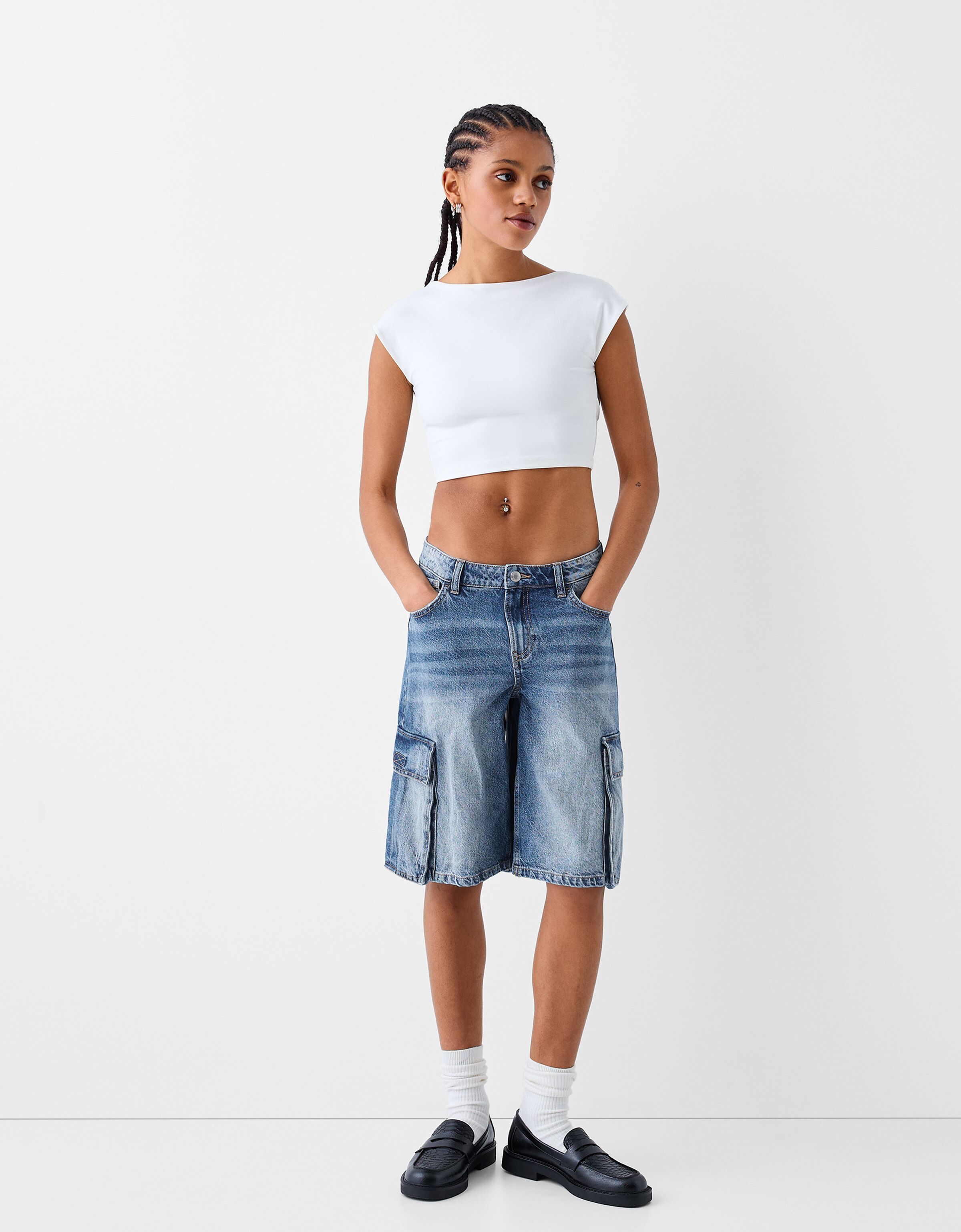 Baggy denim cargo Bermuda shorts