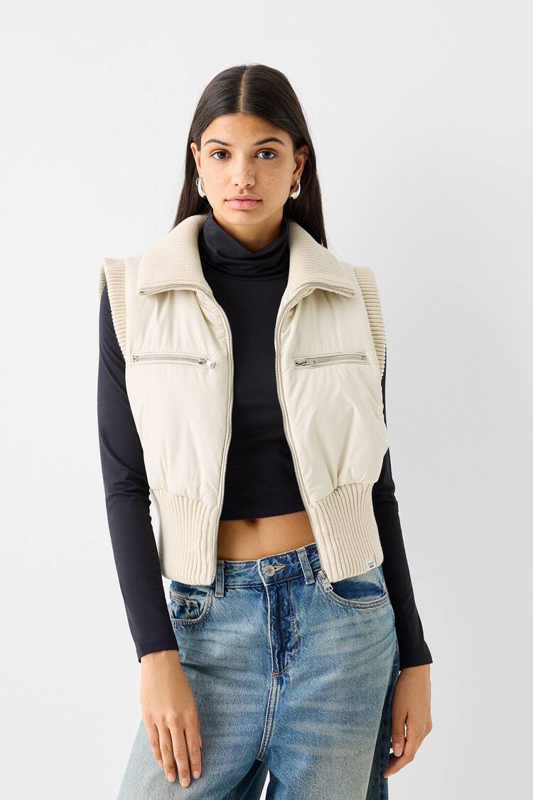 Combined ribbed zip-up gilet