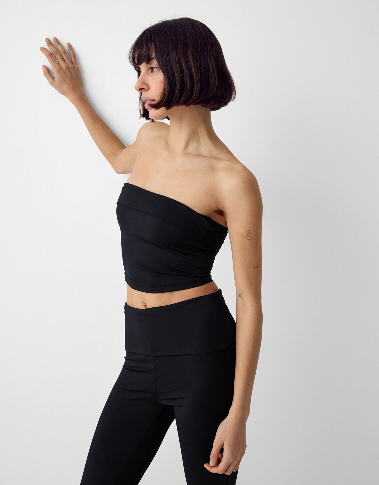 Bandeau top with a turn-up hem - COMBO WINS % - Women