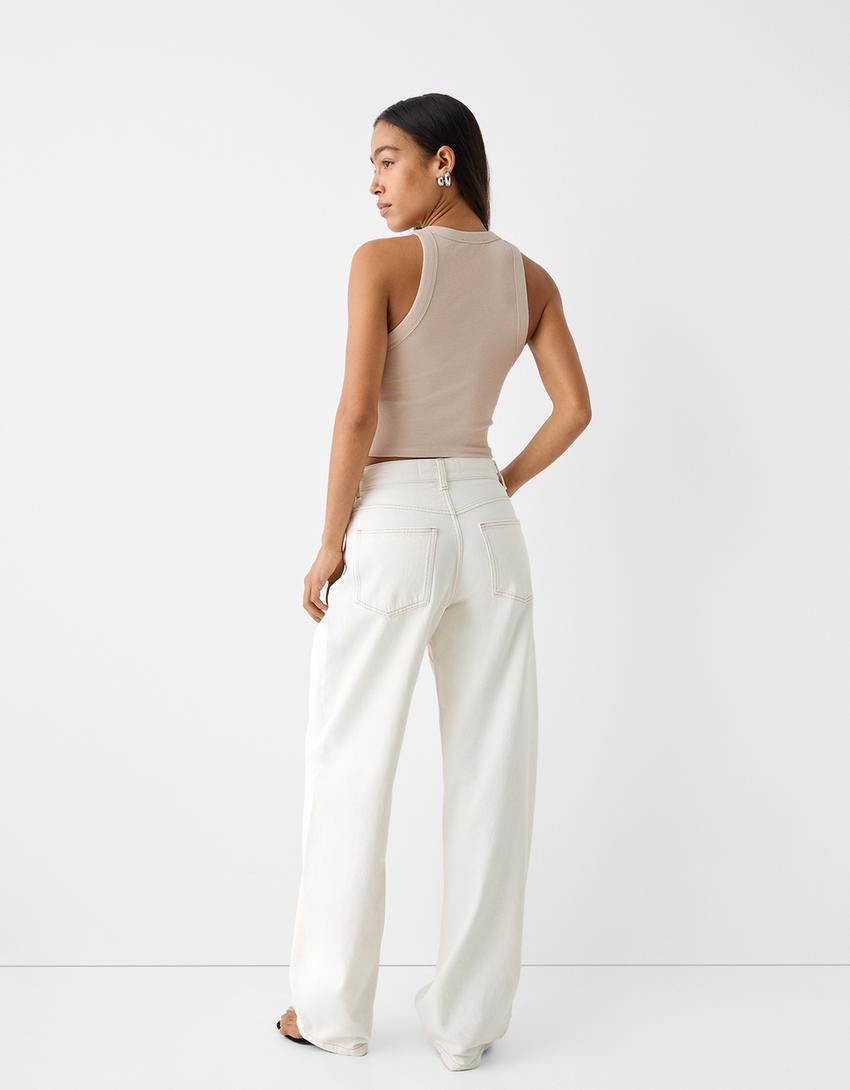 تيشرت مضلع بدون أكمام-رملي-1